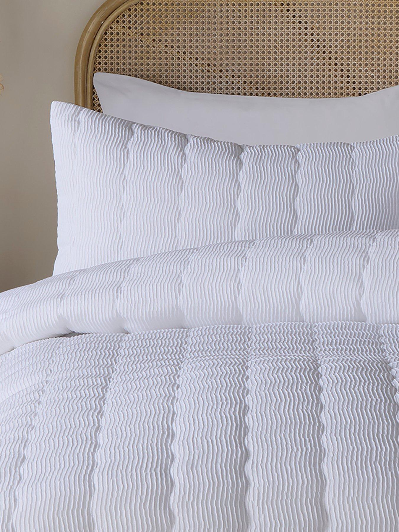 Image 3 of 3 of Serene Crinkle Wave Duvet Cover Set In White