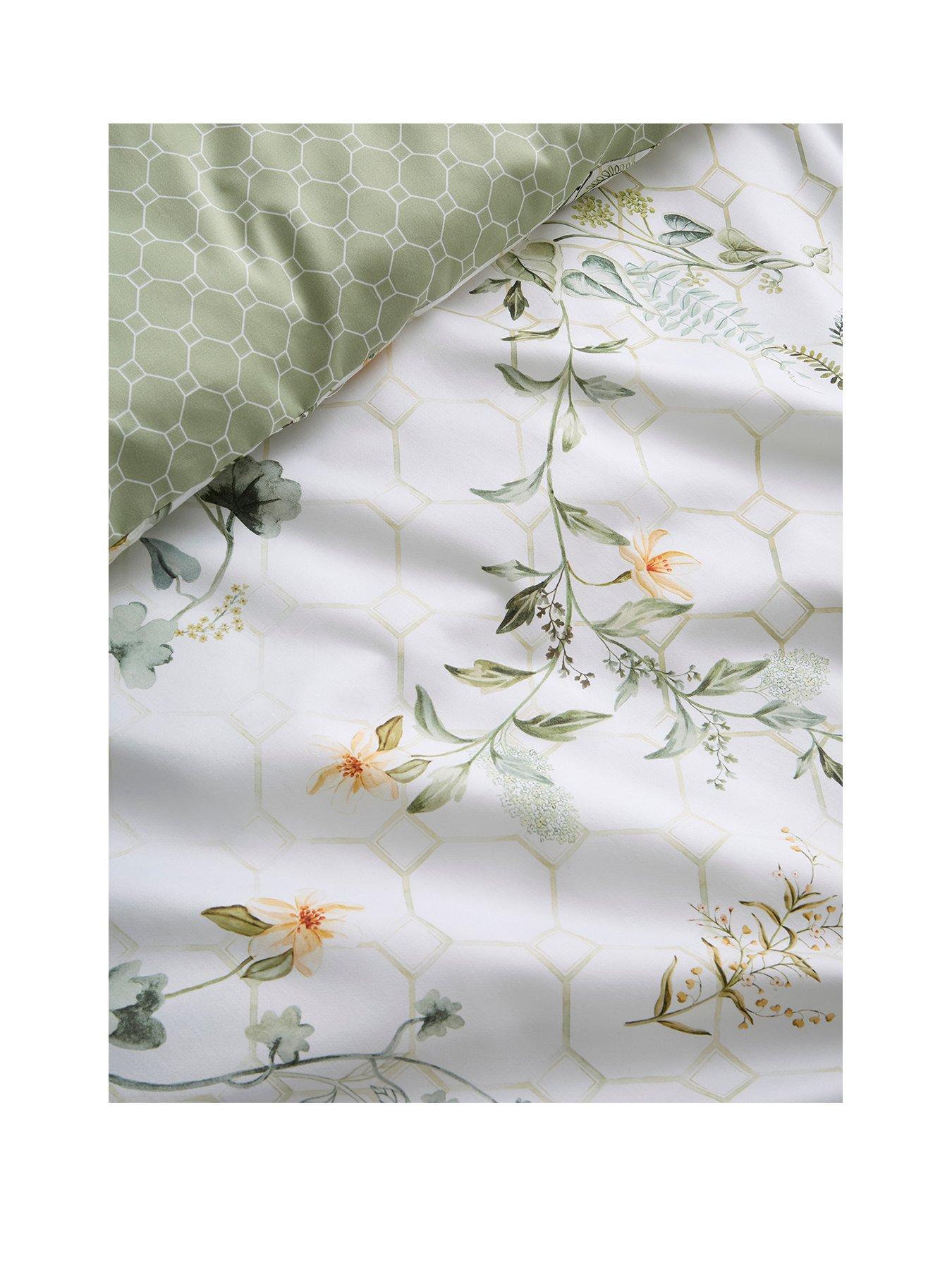 Image 2 of 5 of Appletree Floral Trellis Duvet Cover Set In Green