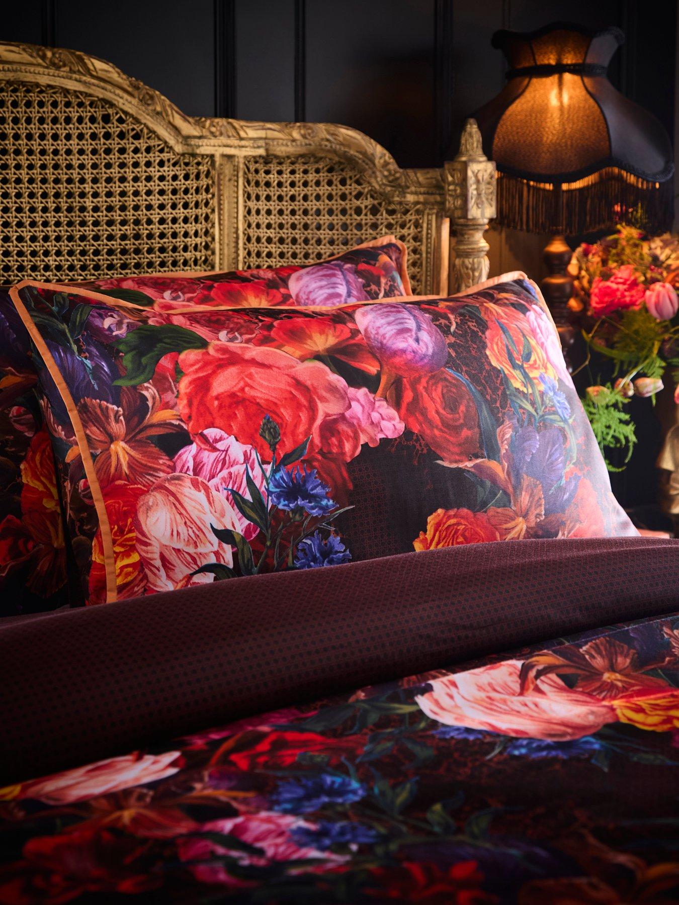 Image 3 of 5 of Laurence Llewelyn-Bowen Grande Chintz Duvet Cover Set In Multi