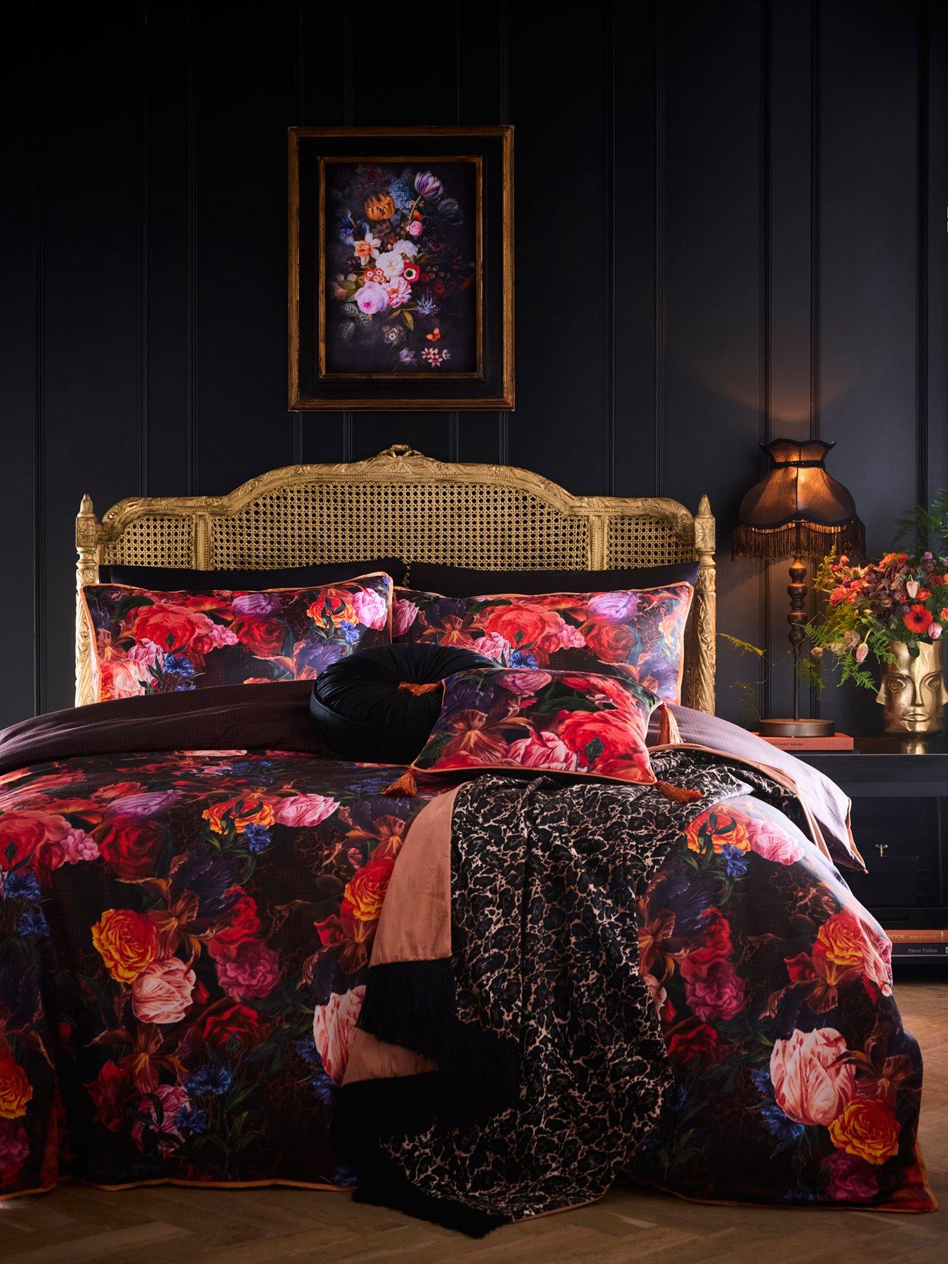 Image 5 of 5 of Laurence Llewelyn-Bowen Grande Chintz Duvet Cover Set In Multi
