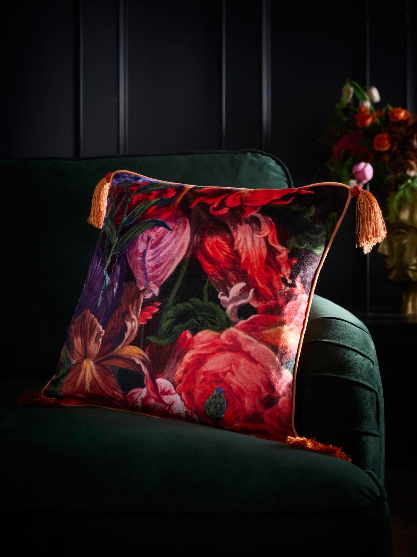 Laurence Llewelyn-Bowen Grande Chintz Filled Cushion In Multi