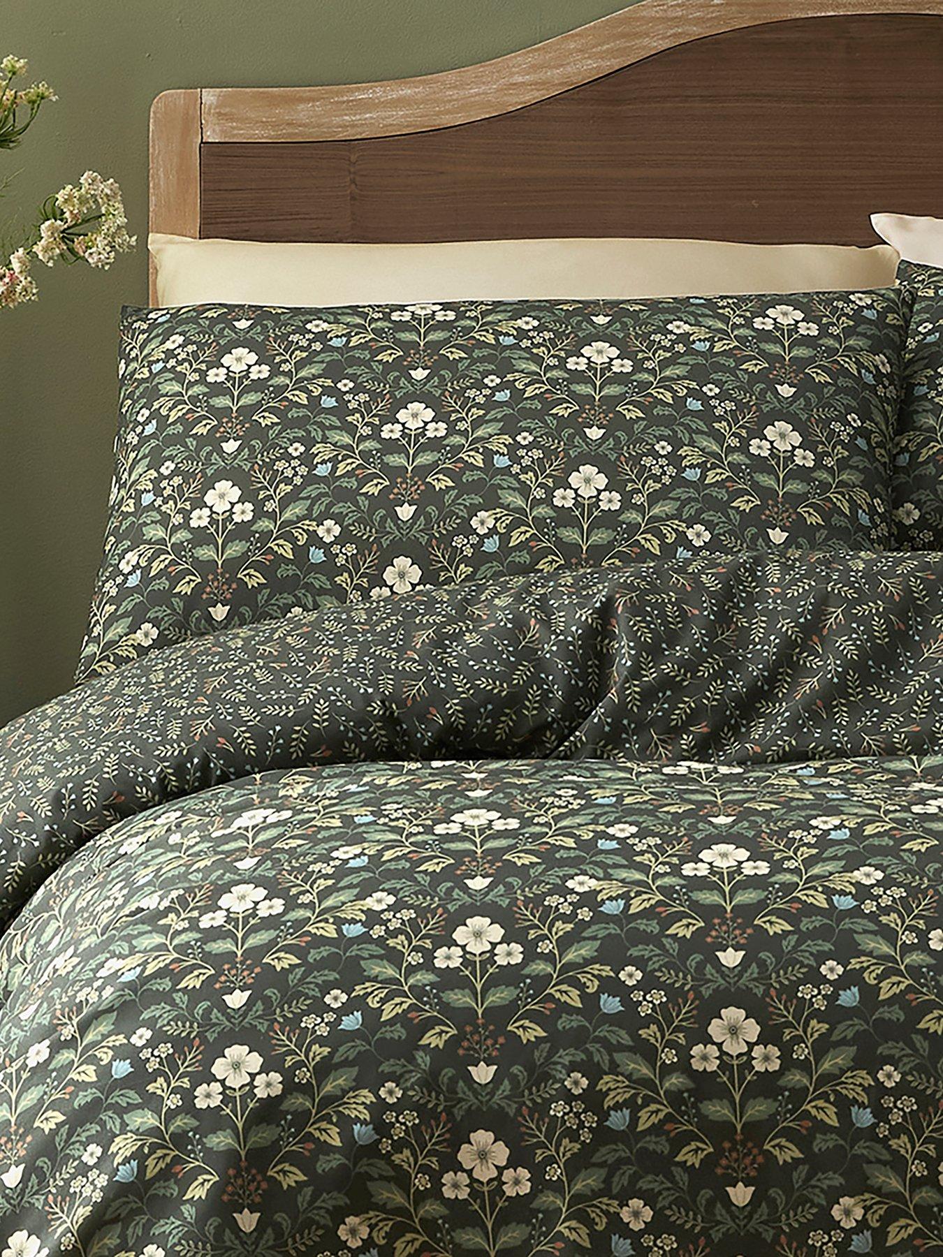 Image 3 of 4 of Dreams & Drapes Heritage Floral Duvet Cover Set In Green