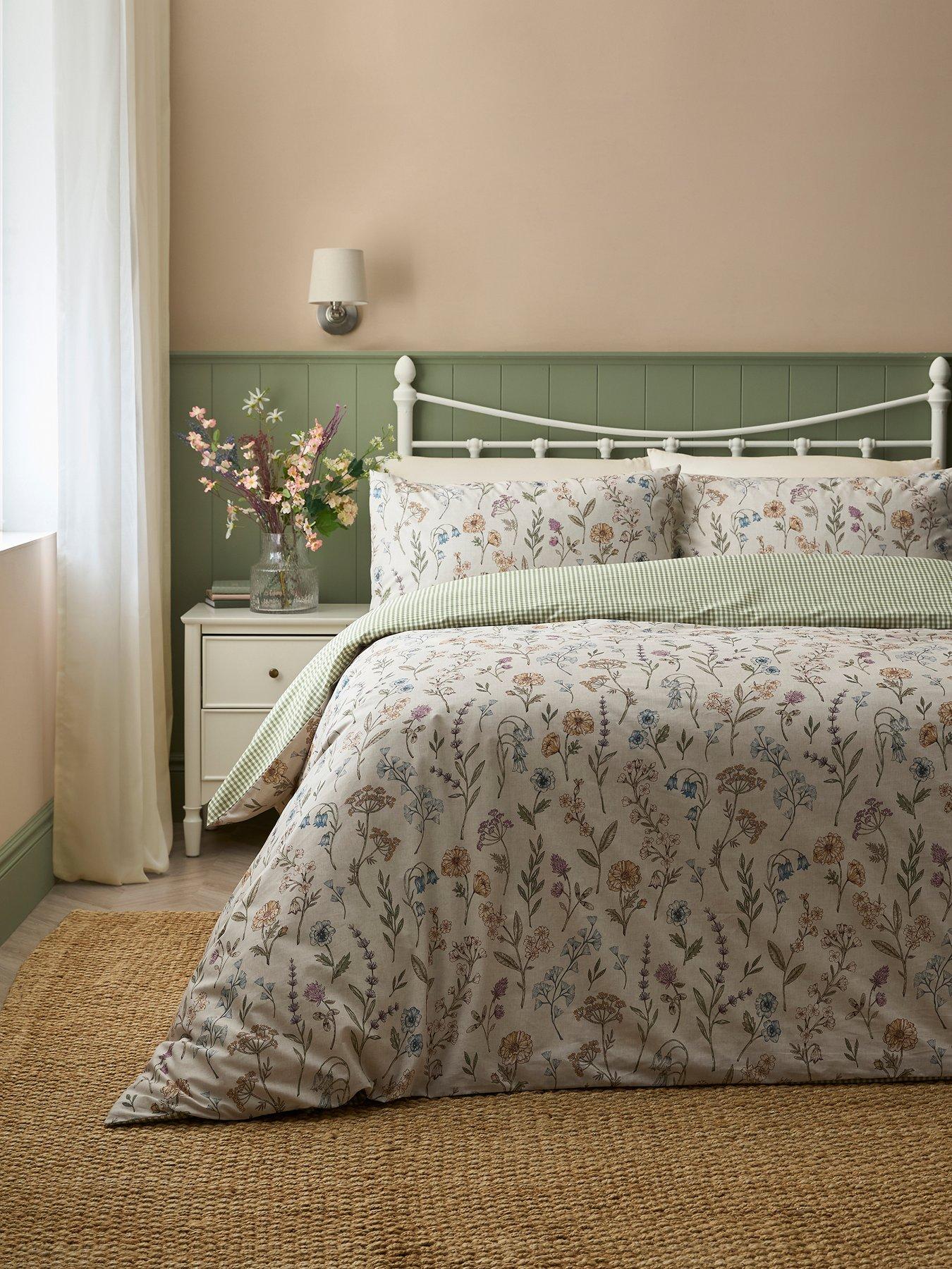 Image 1 of 4 of Dreams & Drapes Meadow Floral Duvet Cover Set In Multi