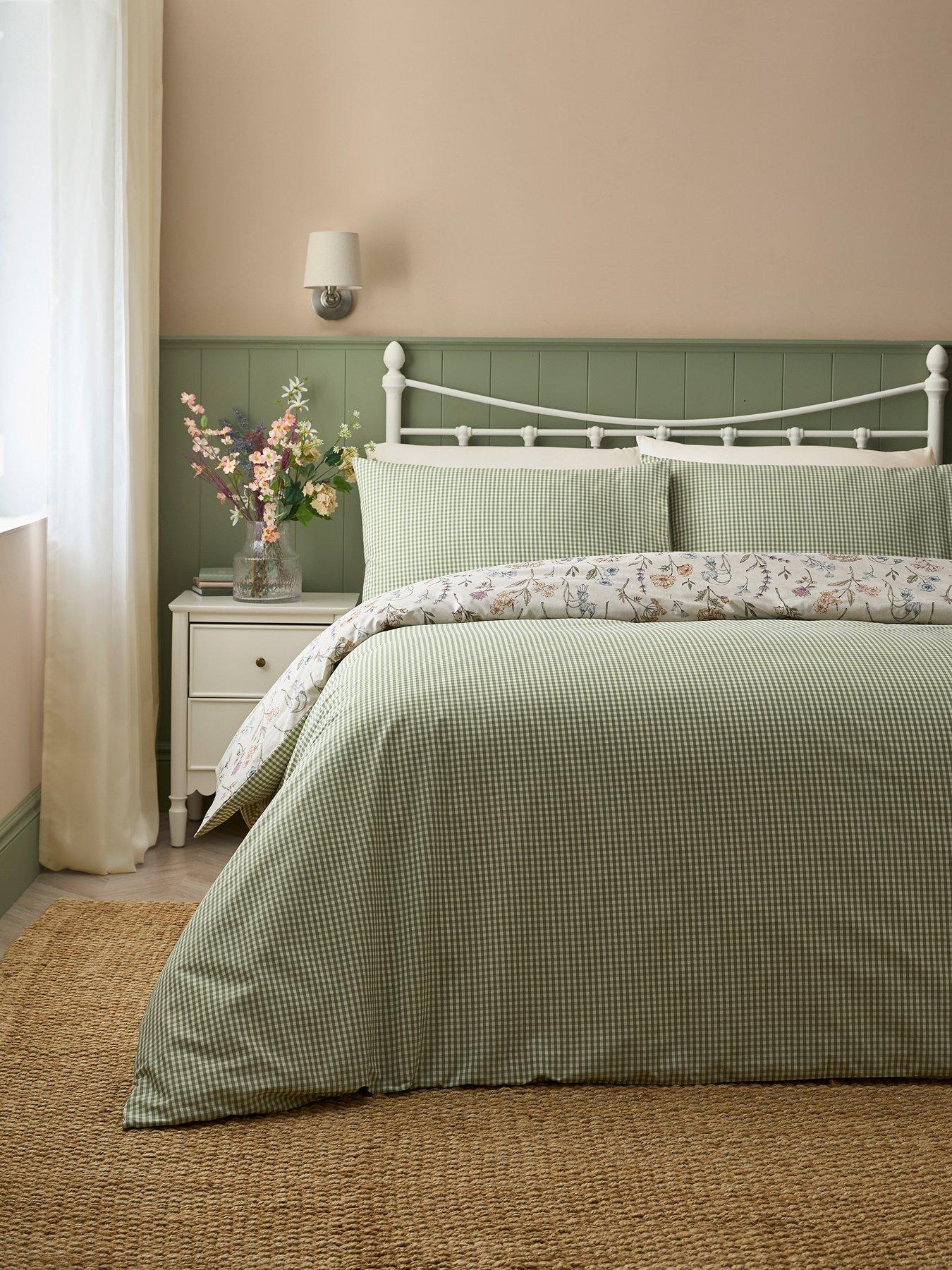 Image 4 of 4 of Dreams & Drapes Meadow Floral Duvet Cover Set In Multi