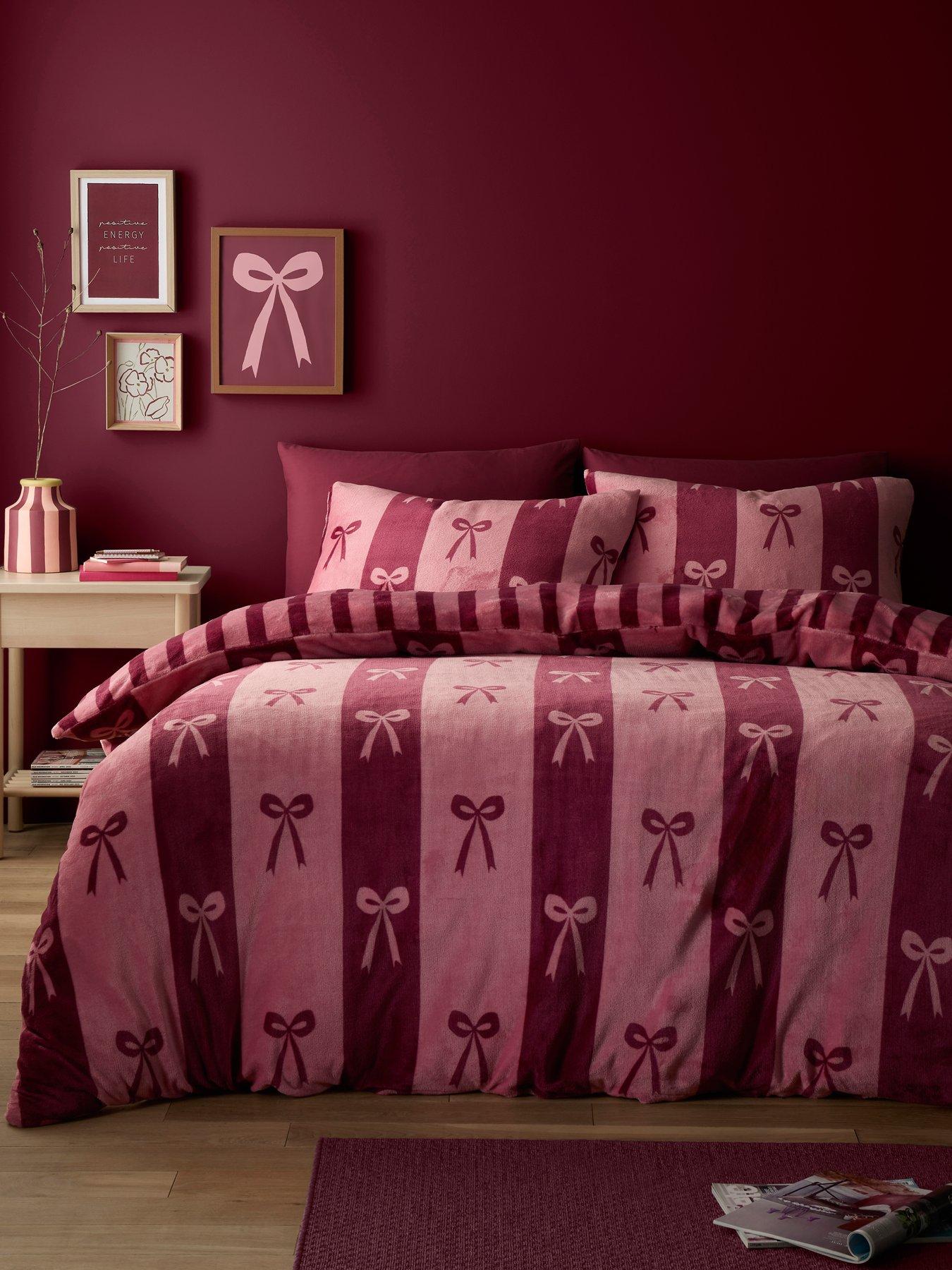 Fusion Bows Duvet Cover Set In Berry