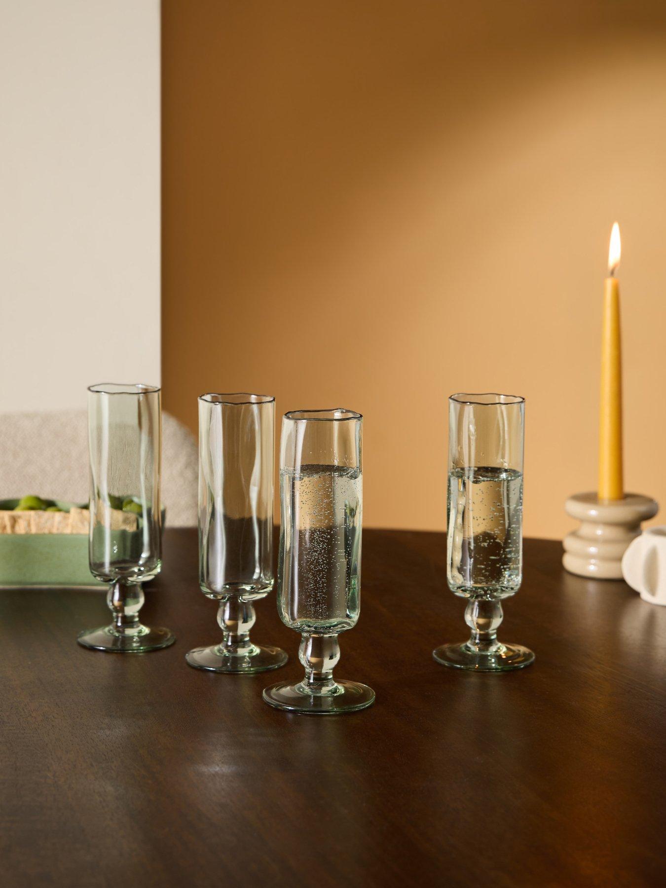 Made Travellers Rest Champagne Flute 4pk