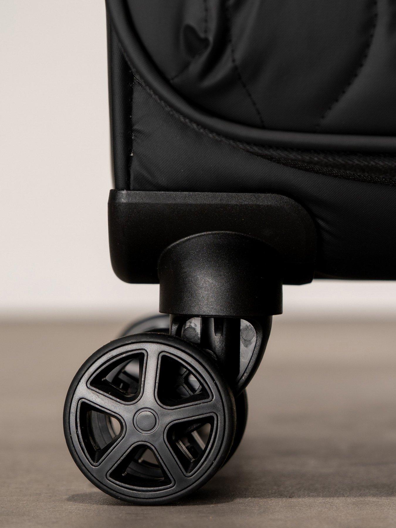 Image 7 of 7 of Rock Luggage Ember Black Cabin Suitcase