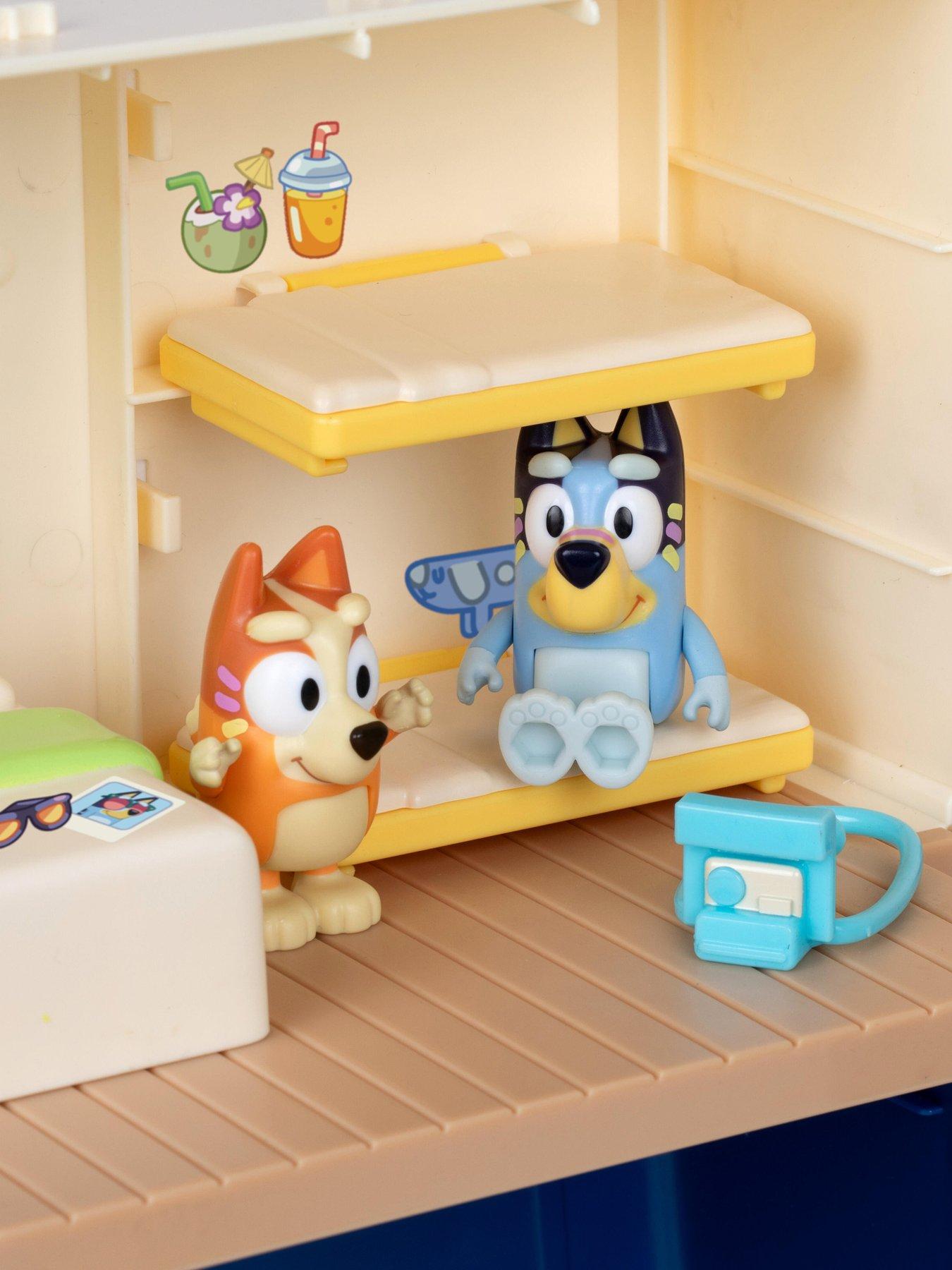 Image 4 of 8 of Bluey CRUISE SHIP PLAYSET