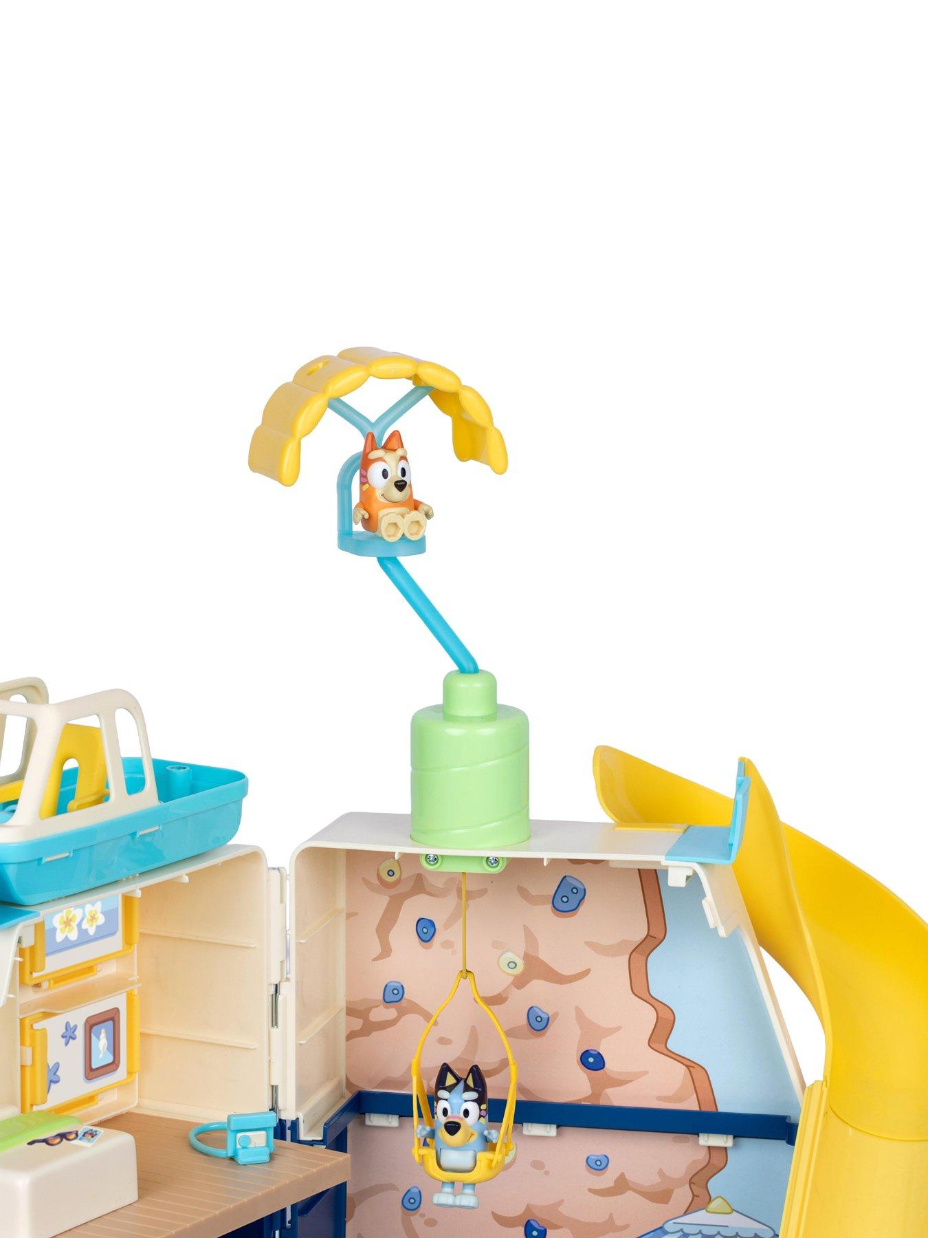 Image 5 of 8 of Bluey CRUISE SHIP PLAYSET