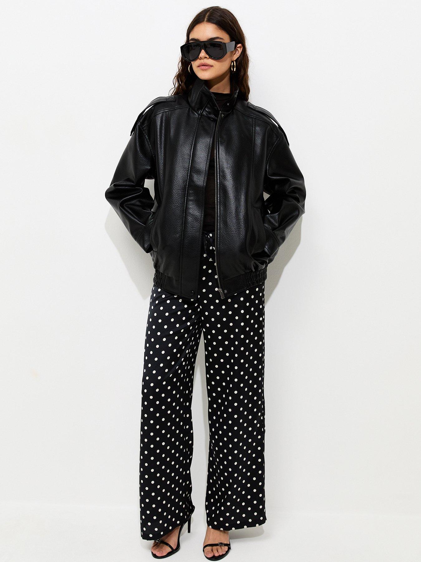 Image 3 of 5 of New Look Polka Dot Satin Wide Leg Trousers - Black