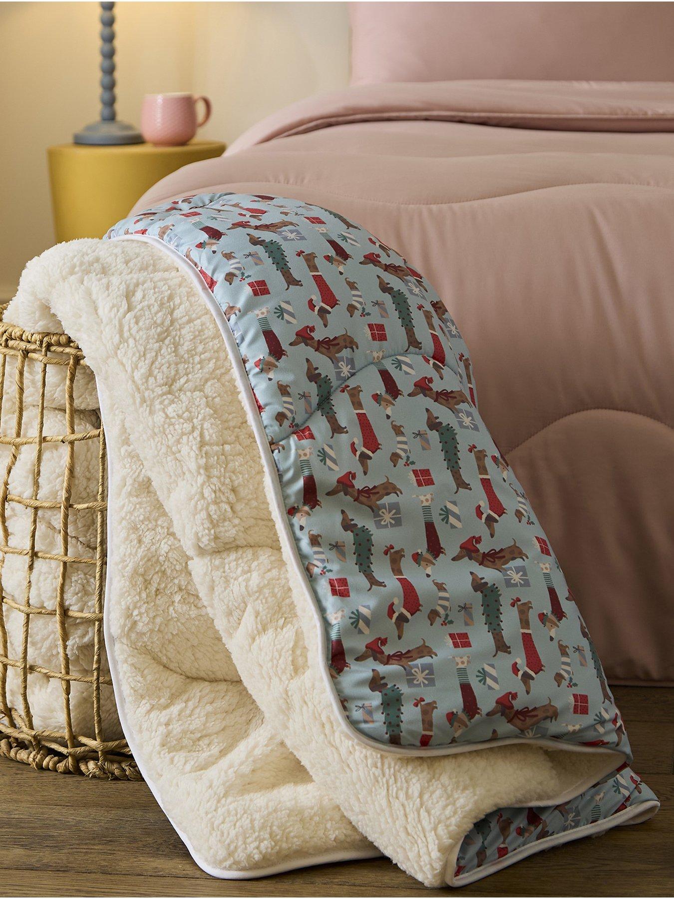 Image 1 of 4 of Night Lark Festive Dogs 9 Tog Cosy Throw