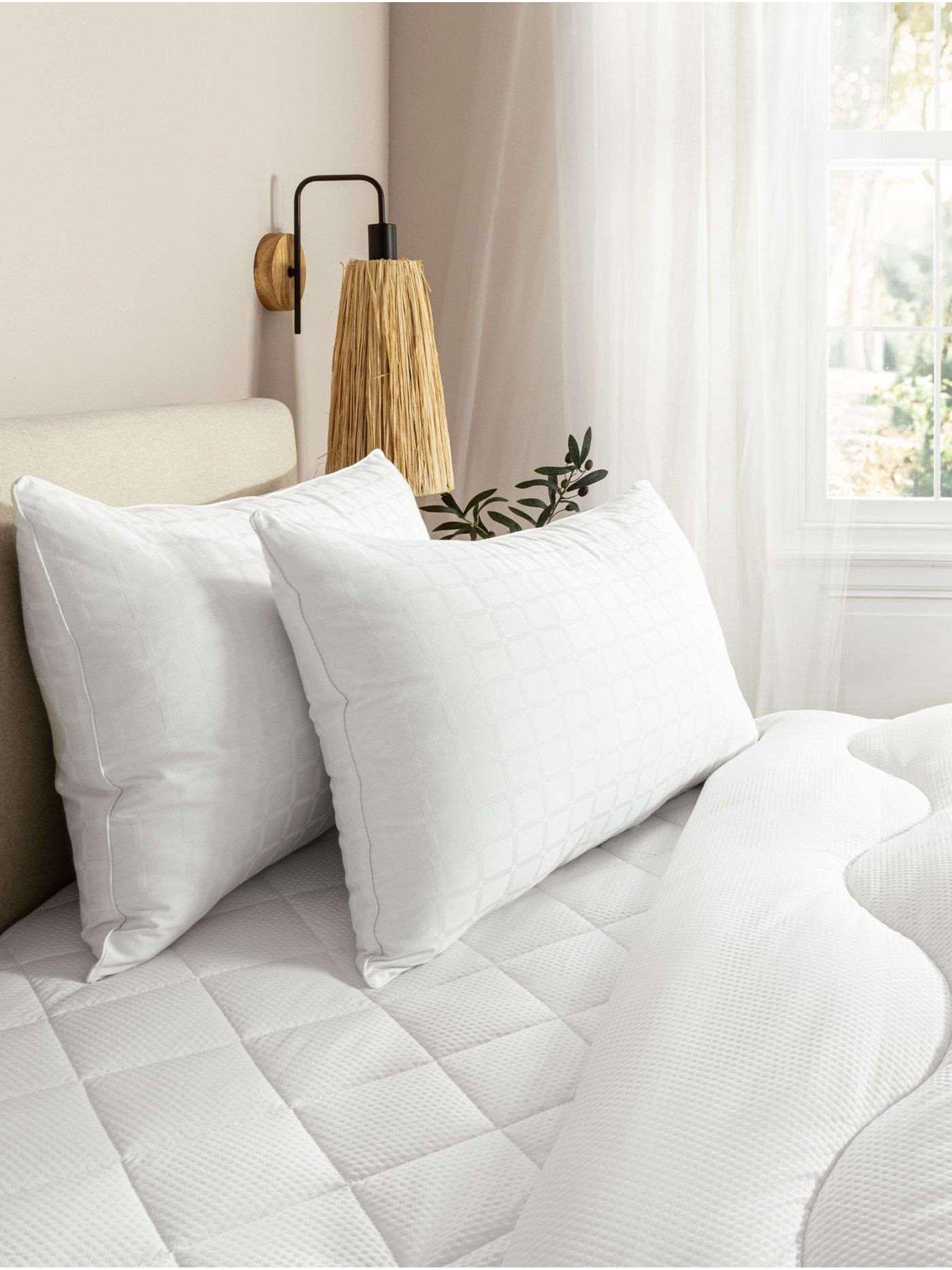 The Fine Bedding Company Breathe, Cooling  &  Moisture Wicking Medium Support Pillow