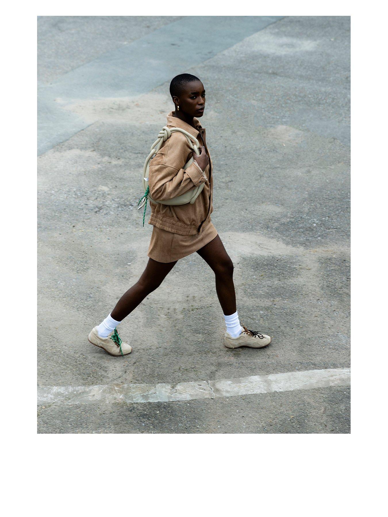 Image 1 of 7 of Bronx Myr-aa Low Top Sneaker - Oatmilk