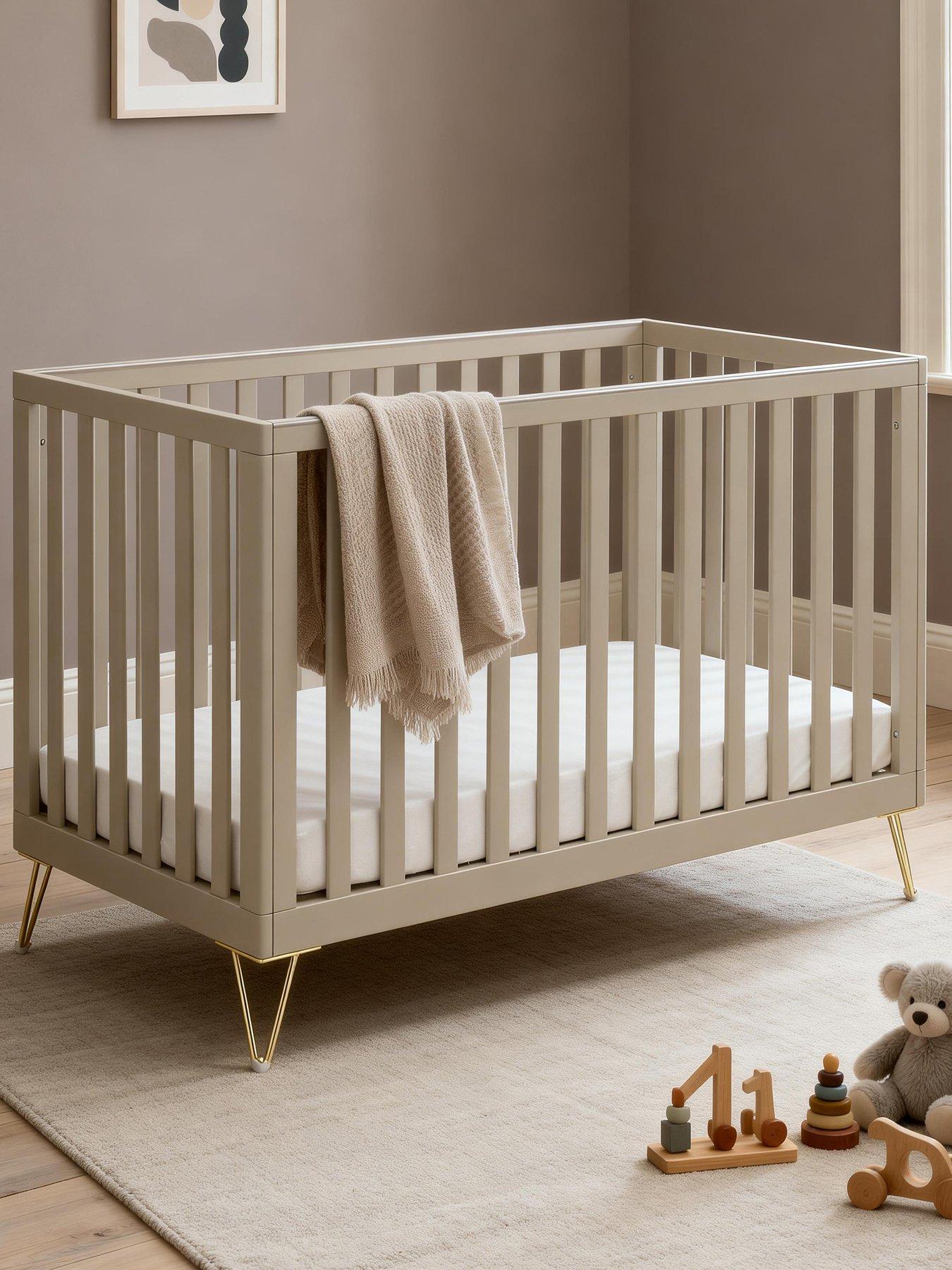 Babymore Kimi Cot Bed - Cashmere