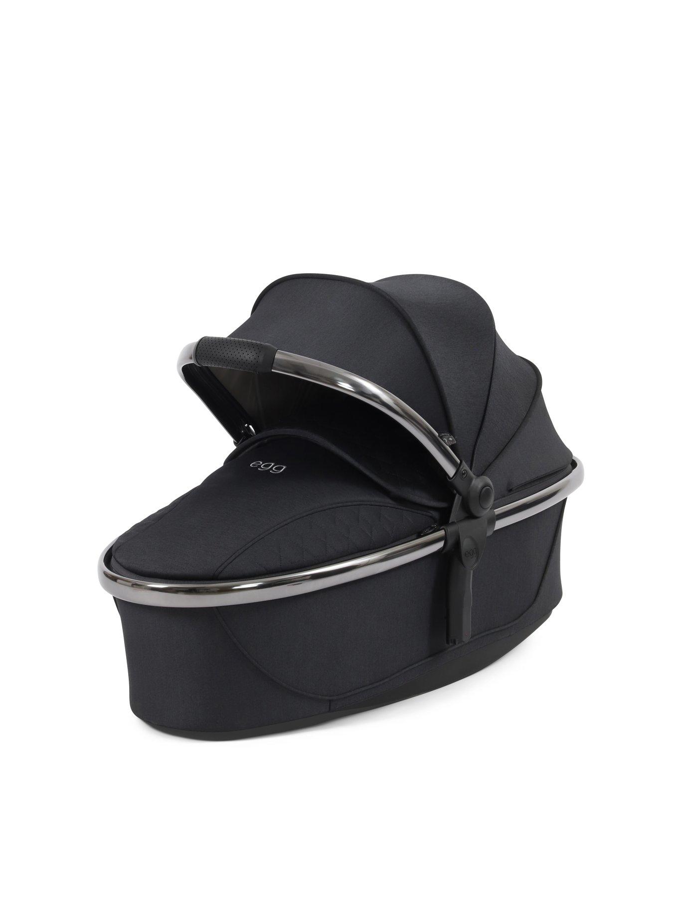 Image 3 of 6 of Egg egg3 Luxury Bundle with 360 egg shell Car Seat & base - Carbonite