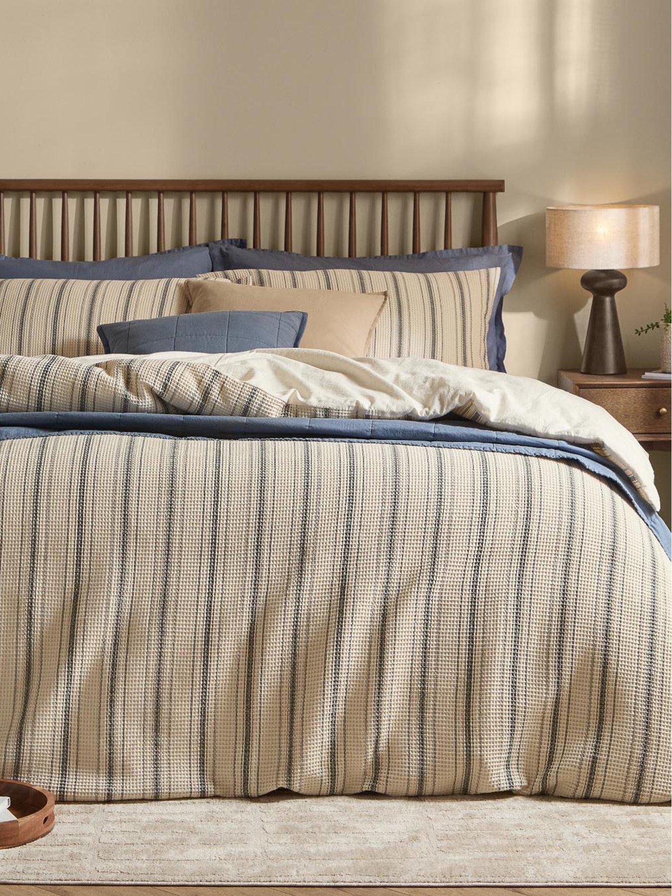 Yard Selby Waffle King Duvet Set Coal / Natural