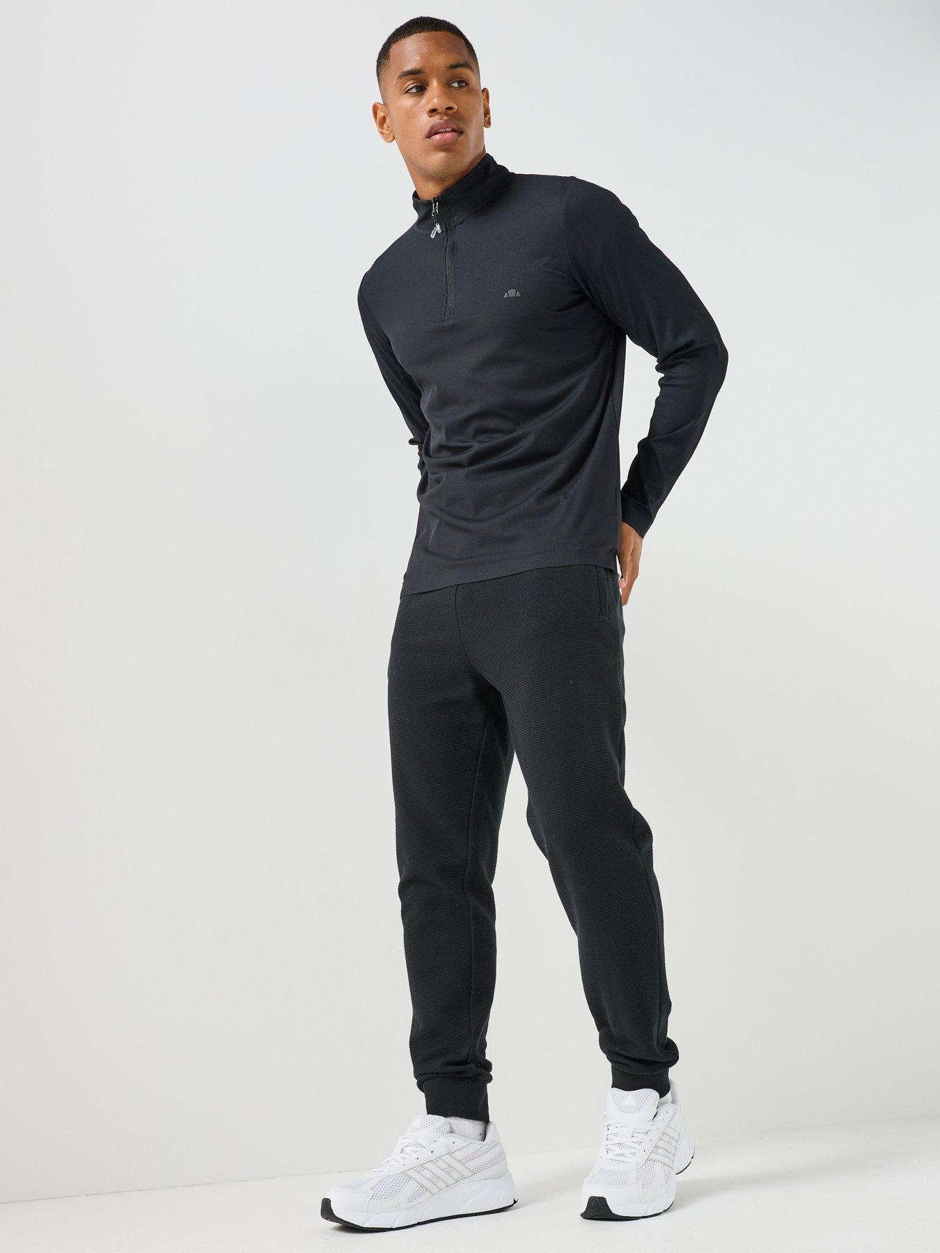 Image 3 of 5 of Ellesse Men's Edmond 1/4 Zip Textured Sports Top - Black