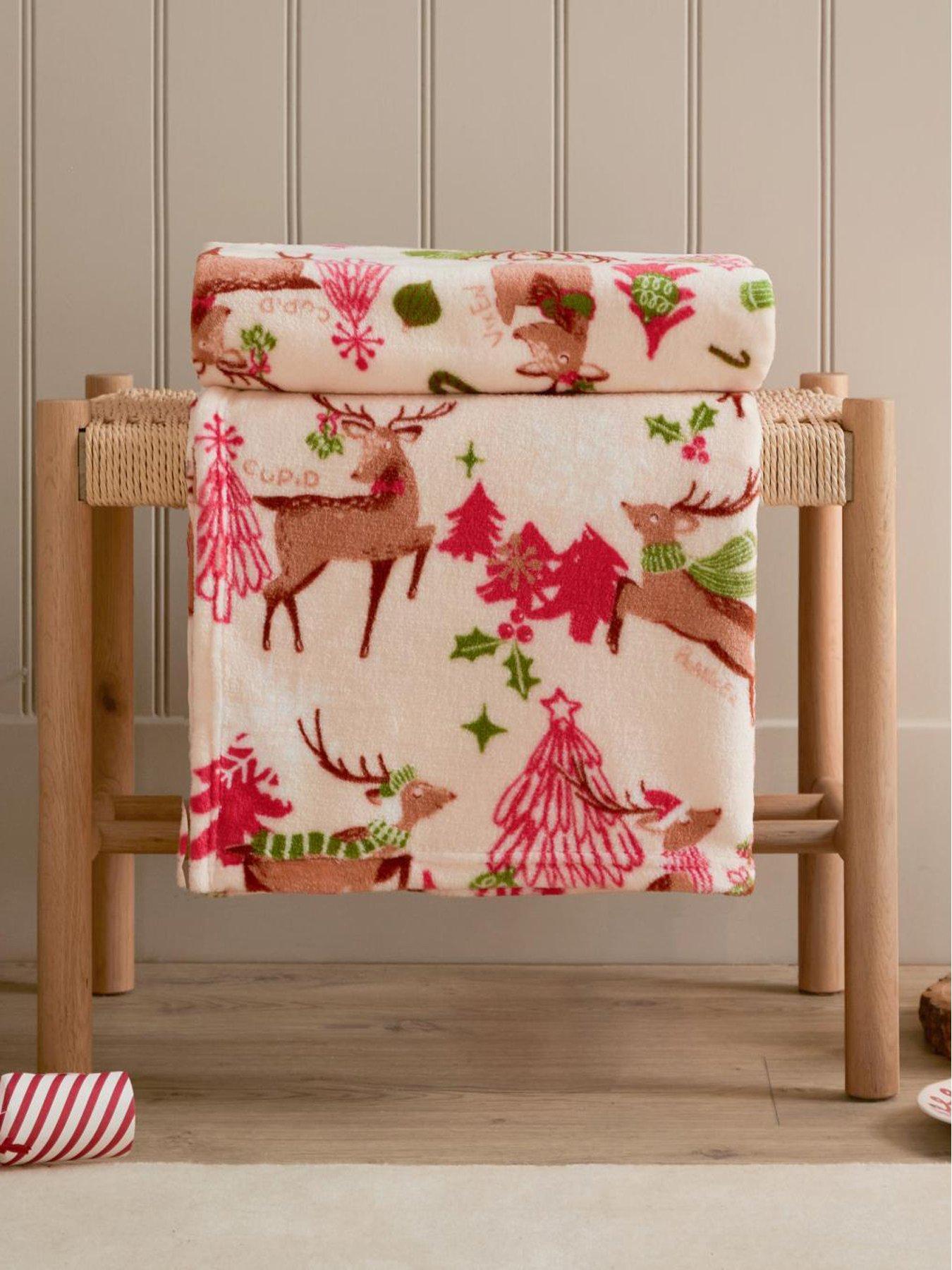 Image 1 of 4 of Duvet Day Sleigh Team 130x150 Throw Multi