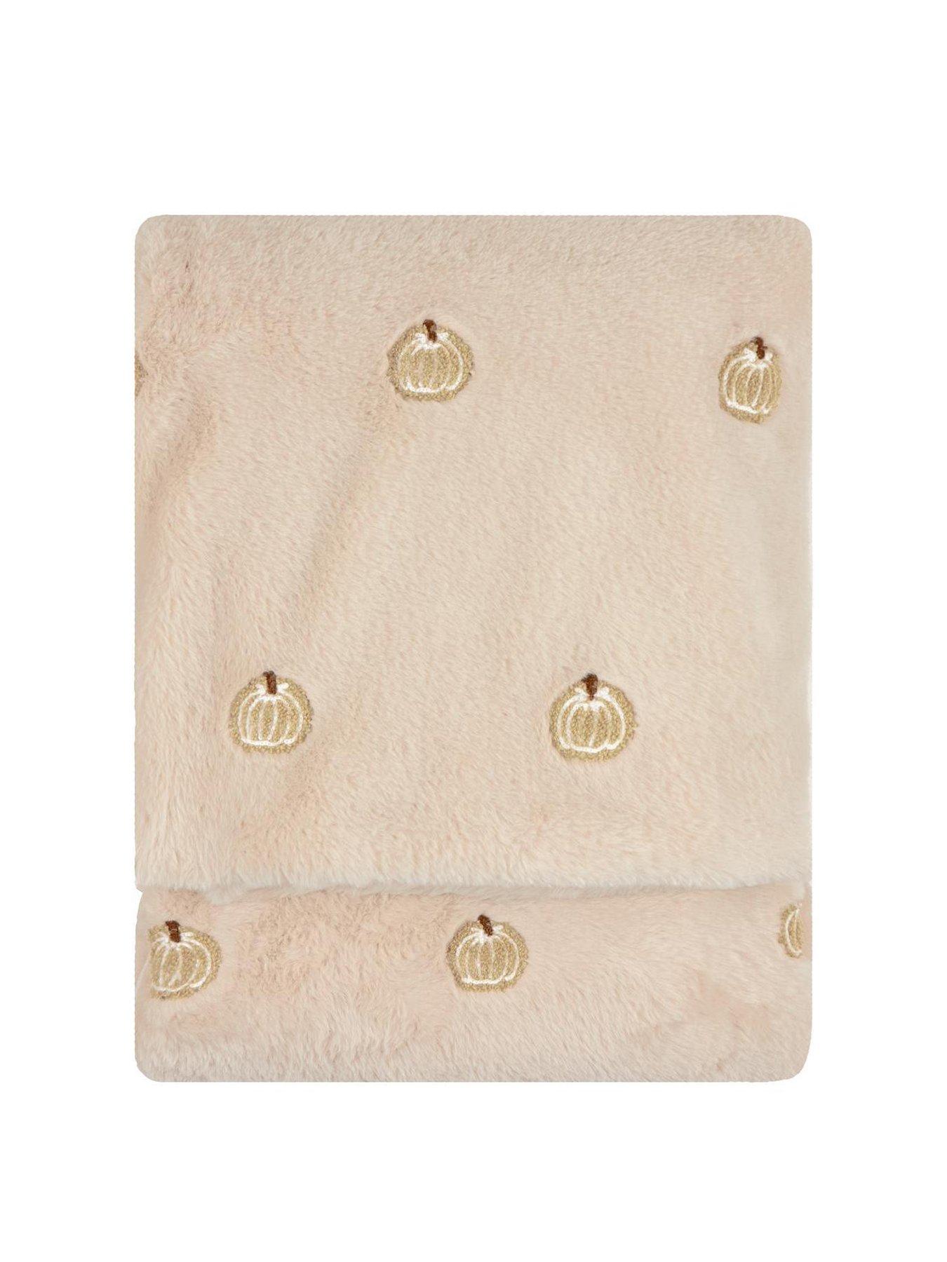 Furn Autumn Pumpkins 130x180 Throw Natural