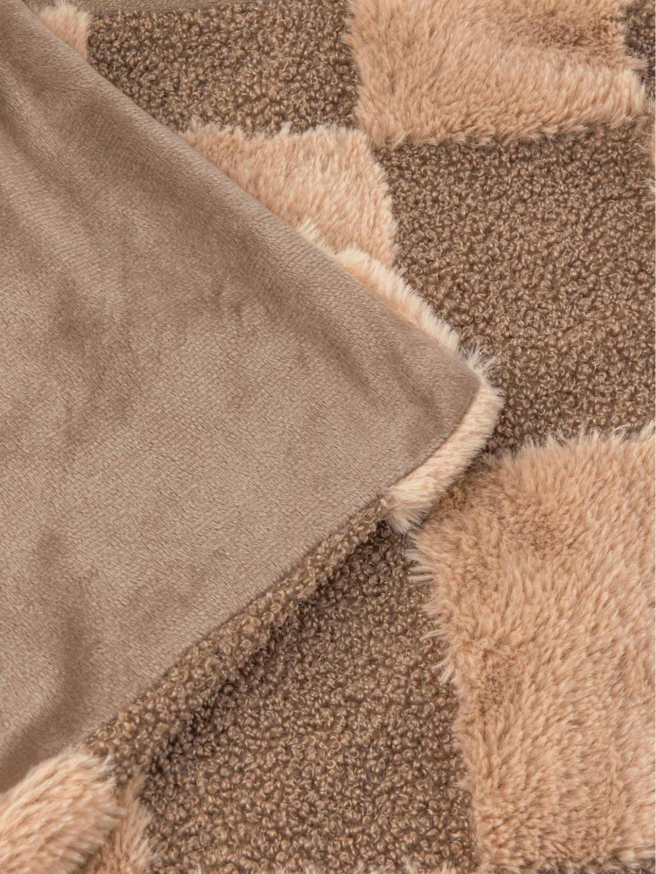 Image 3 of 3 of Furn Fur Boucle Check 140x180 Throw Chocolate Truffle