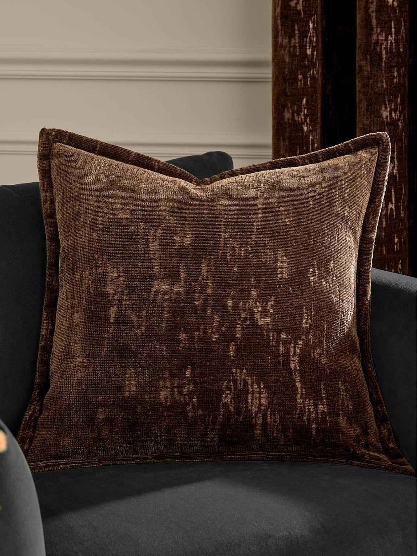 Paoletti Aurelio Chenille 45x45 Polyester Cushion Chocolate