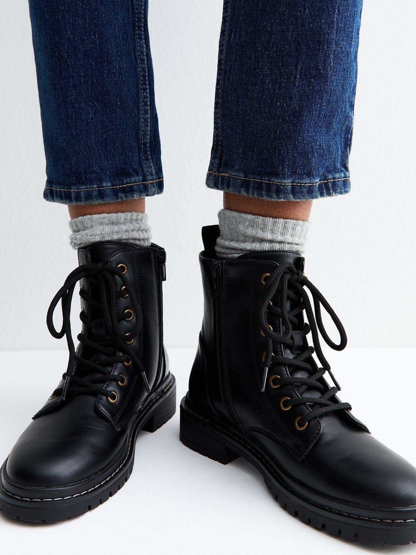 Image 5 of 5 of New Look Womens Faux Leather Side Zip Lace Up Ankle Boots - Black