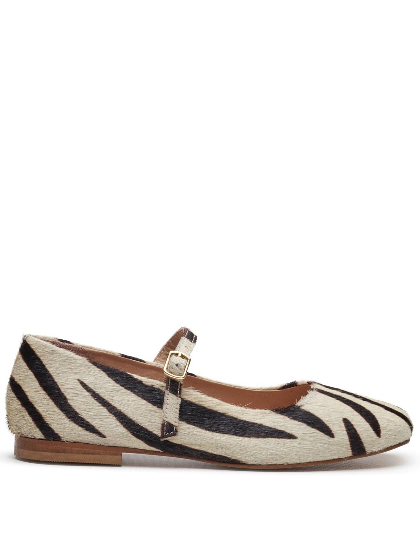 Image 1 of 7 of Hush Puppies Pasha Leather Ballerina