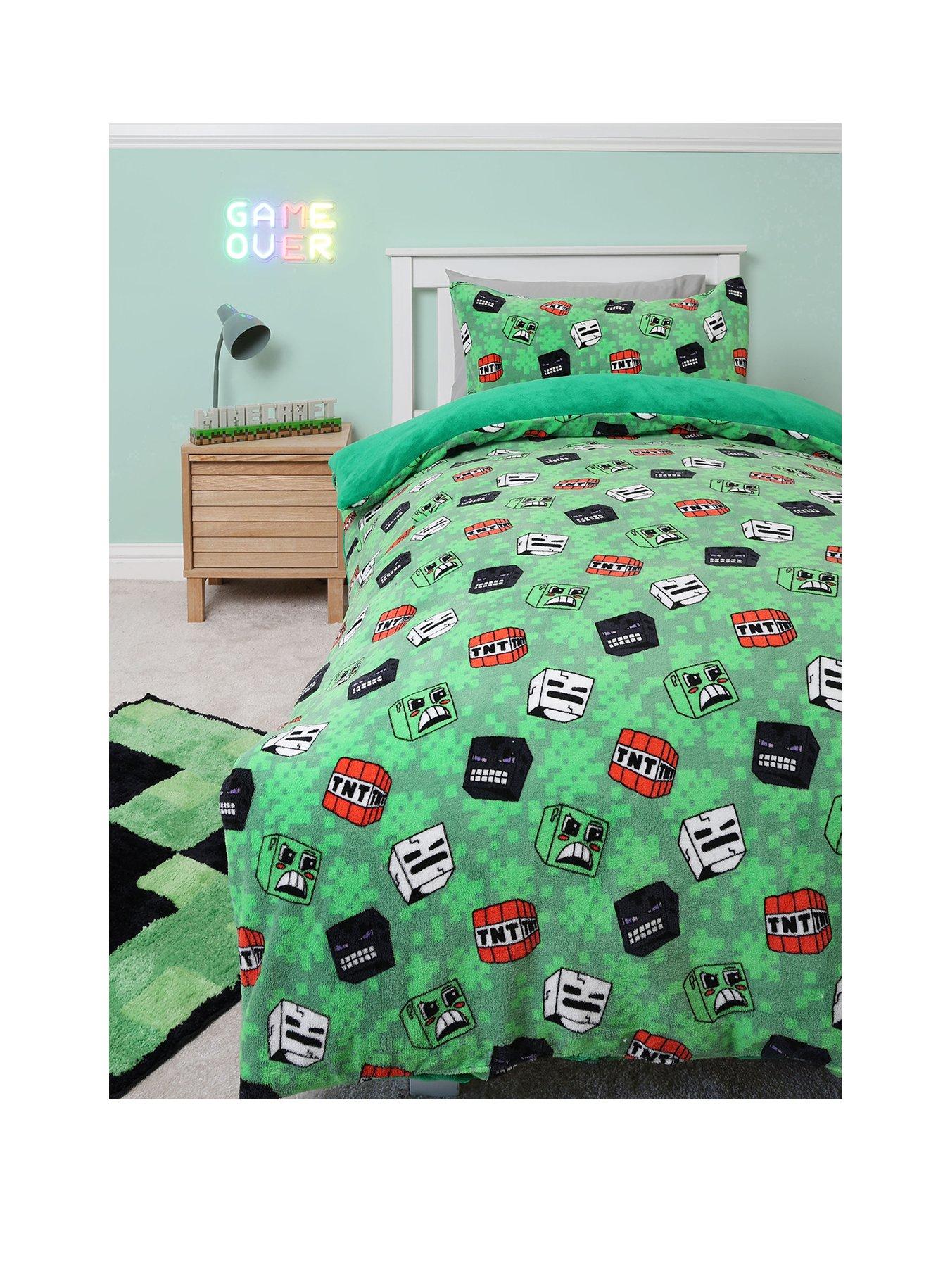 Image 1 of 6 of Minecraft Grounds Single Rotary Fleece Duvet
