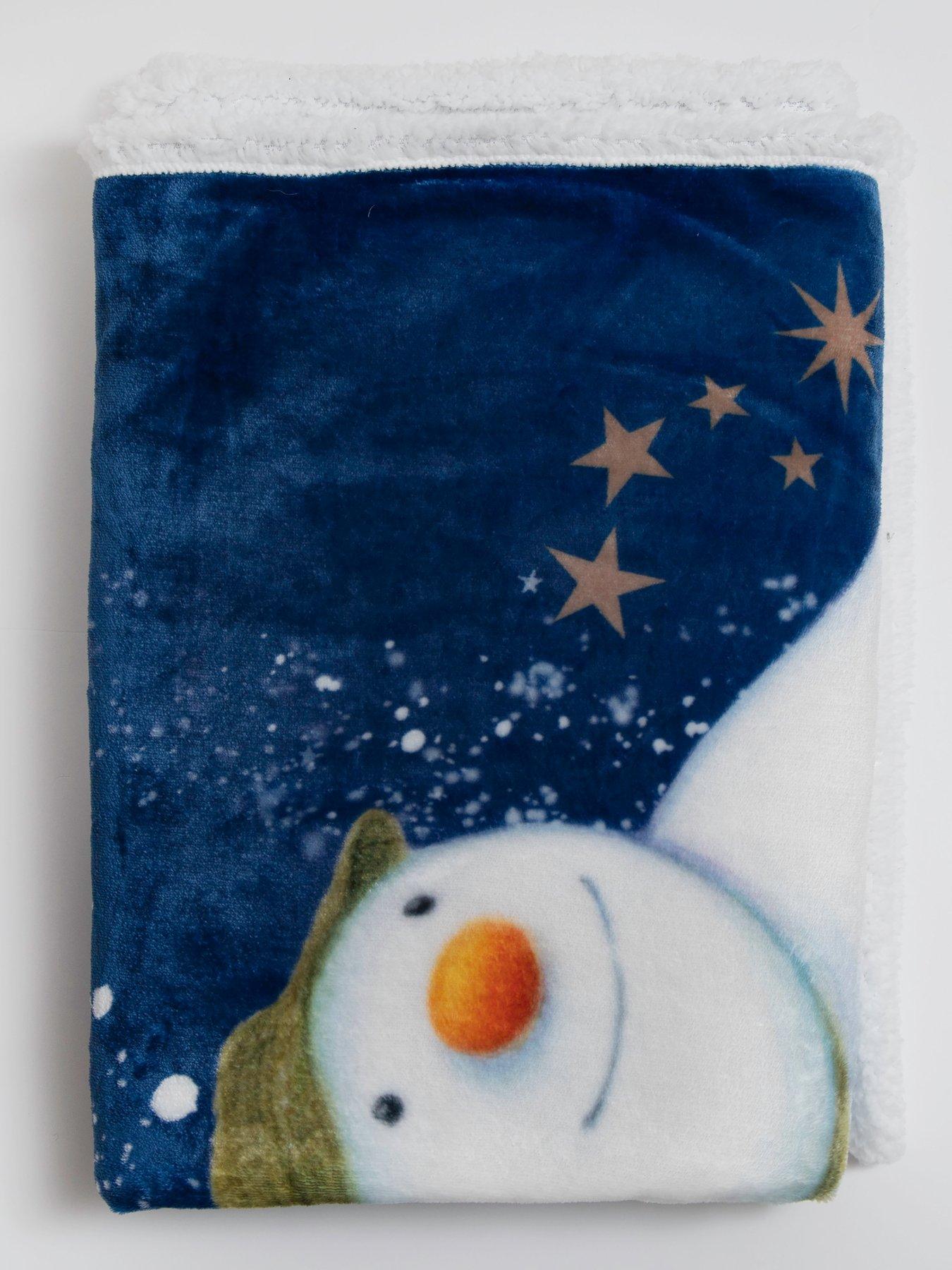 Image 4 of 7 of The Snowman Flurry Digital Sherpa Back Fleece