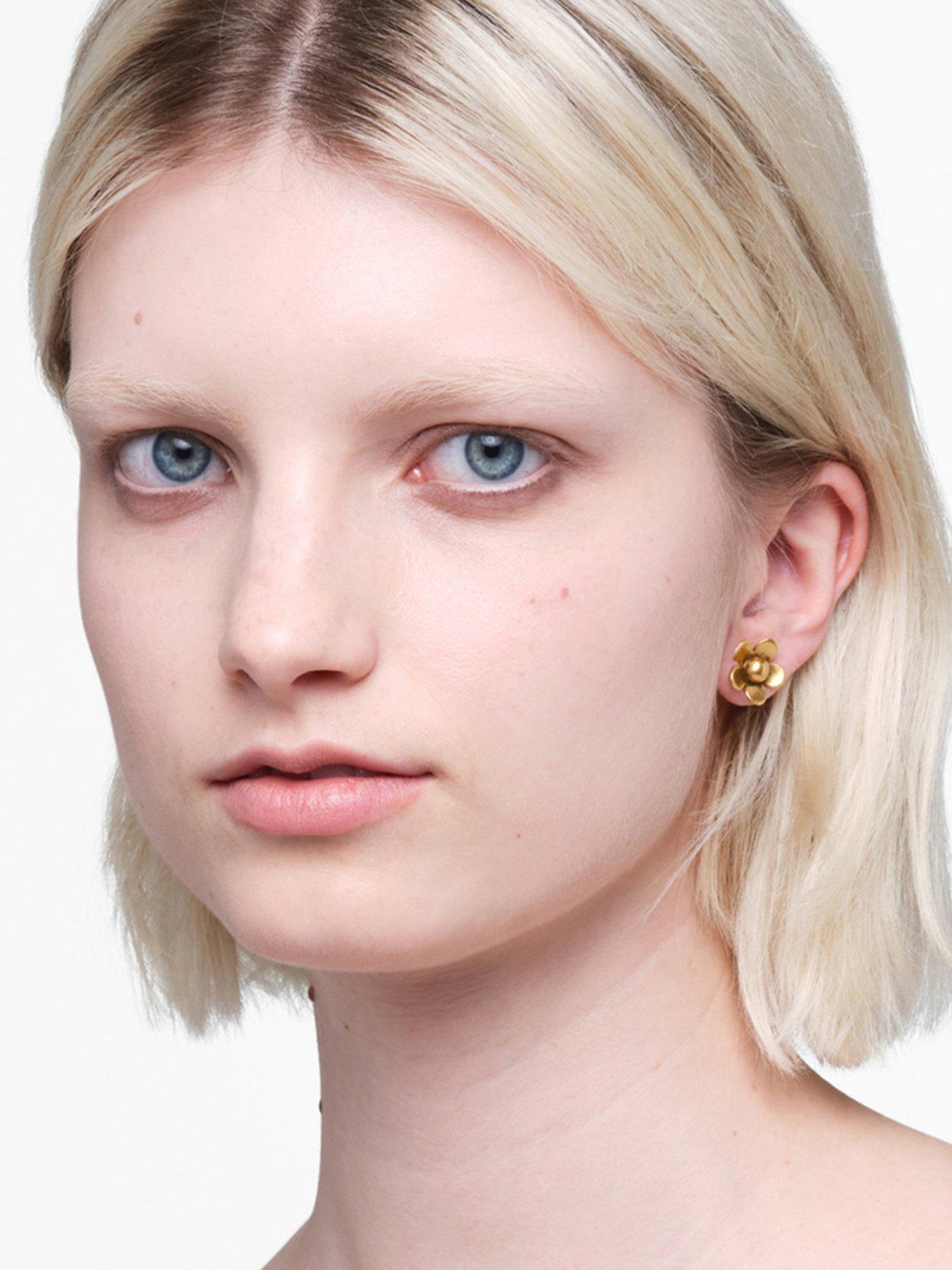 Image 1 of 4 of MARC JACOBS Womens Daisy Stud Stud Earrings - Gold