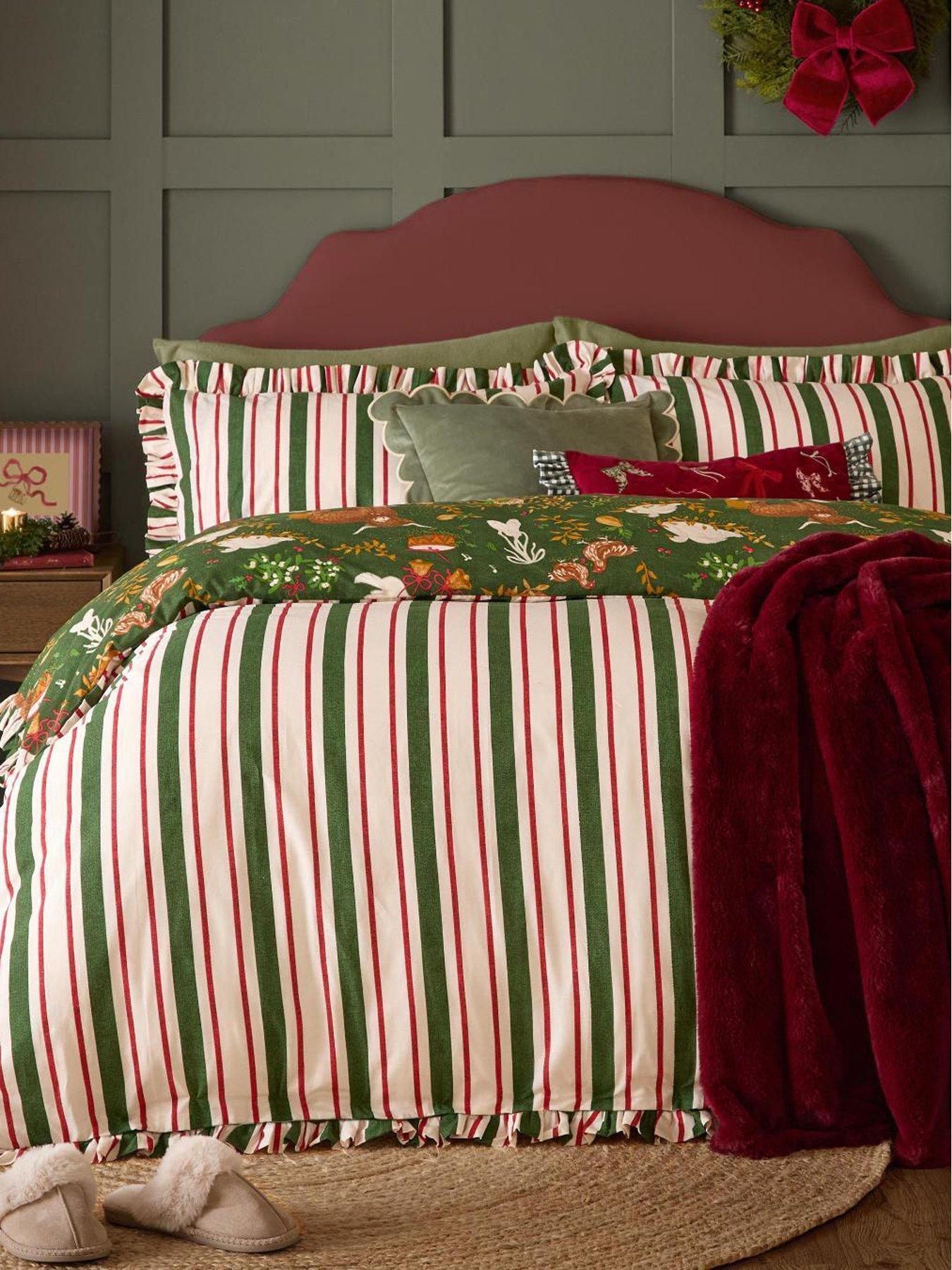 Image 3 of 4 of Furn Twelve Days Frill Duvet Set Green