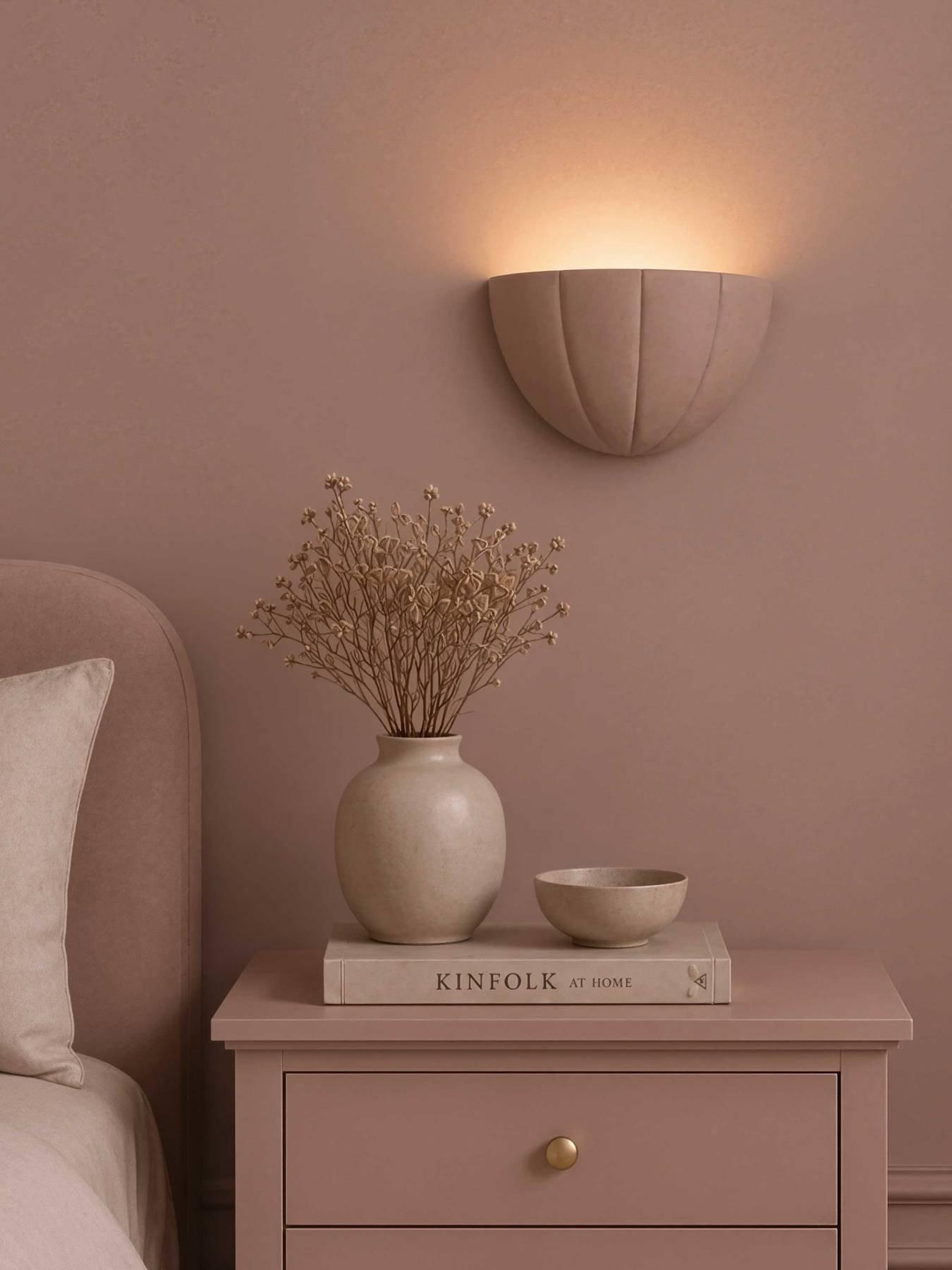 ValueLights Leonardo Muted Pink Scallop Flush Wall Light and Warm White Bulb