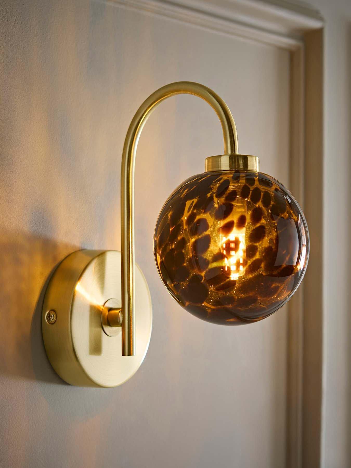 ValueLights Chiara Leopard Glass Globe Table Lamp and Warm White Bulb