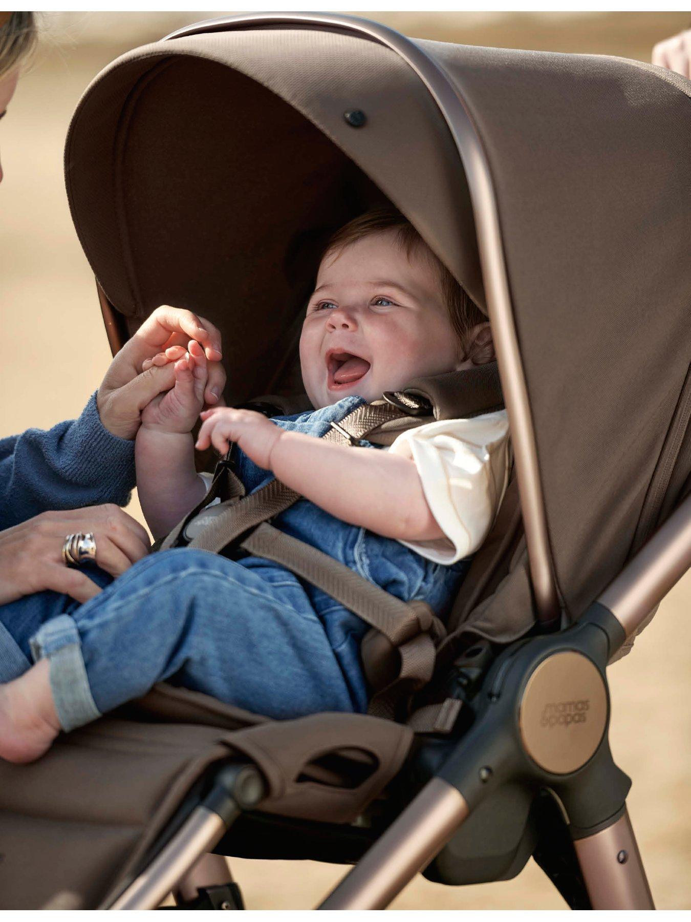 Image 4 of 7 of Mamas & Papas Ocarro&sup2;&nbsp;Crema Essential Stand Bundle