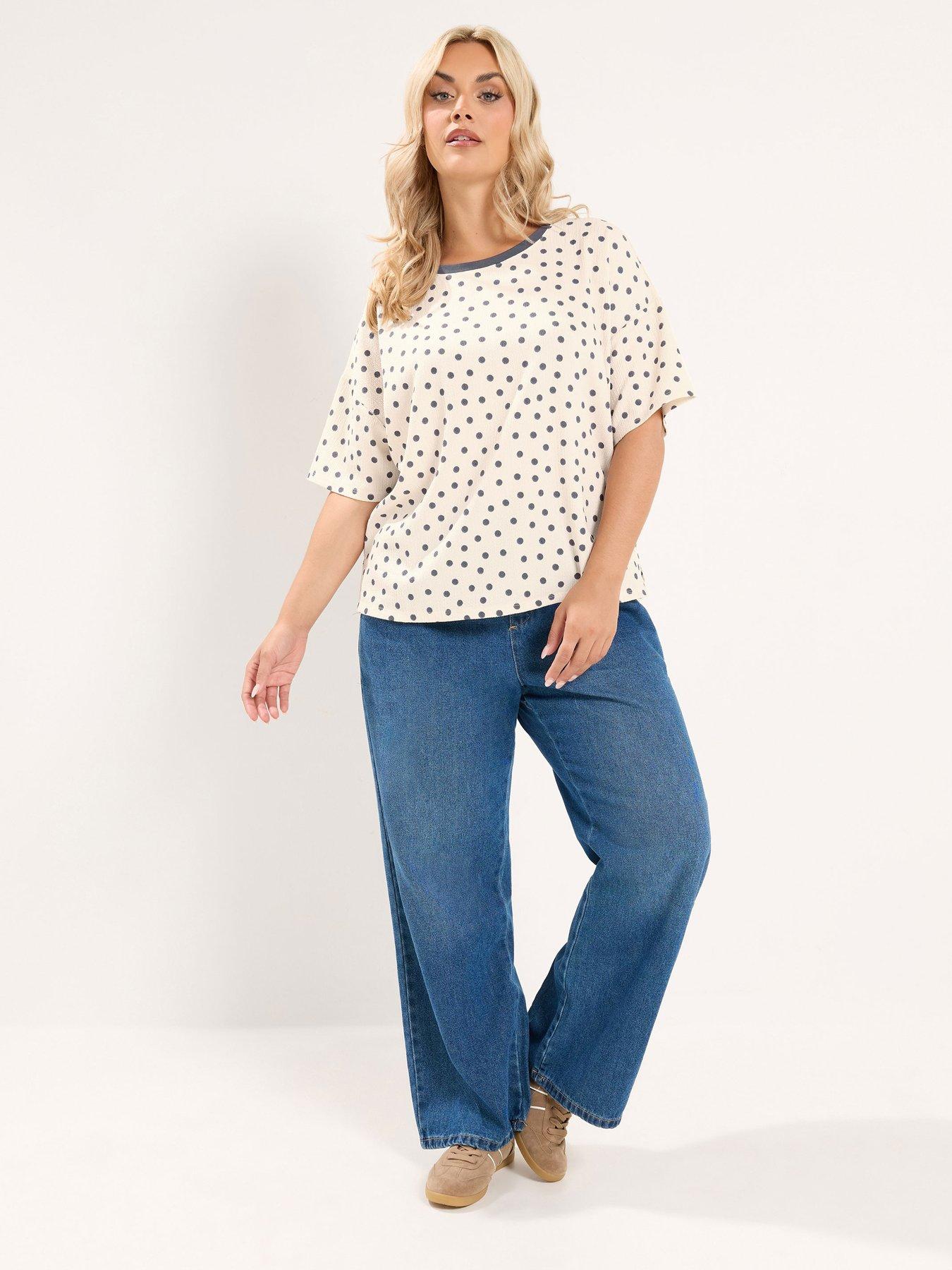 Image 3 of 4 of Yours Curve Textured Polka Dot Top - Ivory