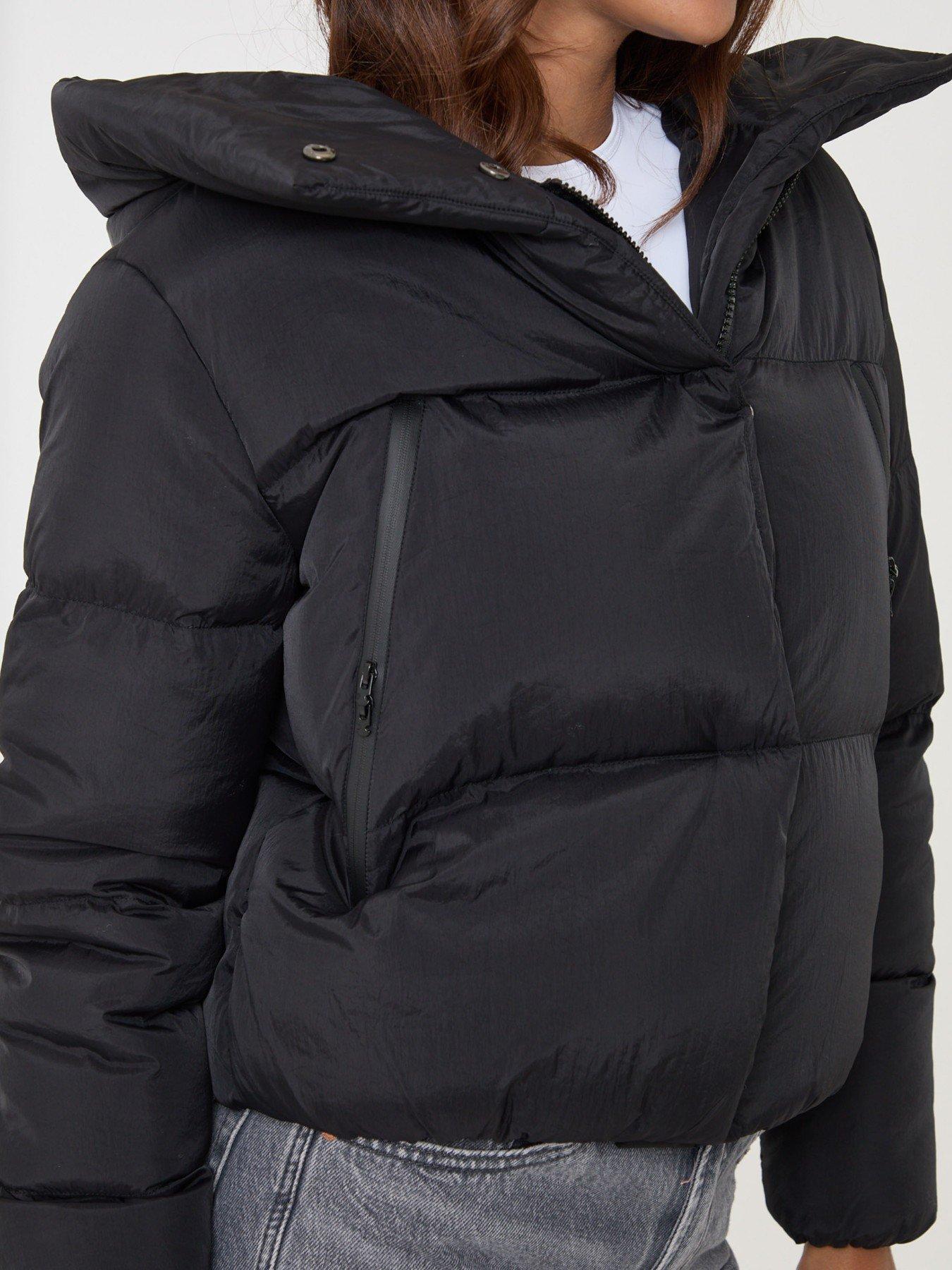 Image 6 of 6 of Threadbare Showerproof Cropped Puffer Coat In Black