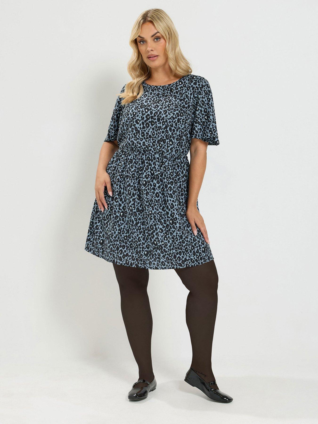 Image 1 of 4 of Yours Curve Leopard Mini Dress - Blue