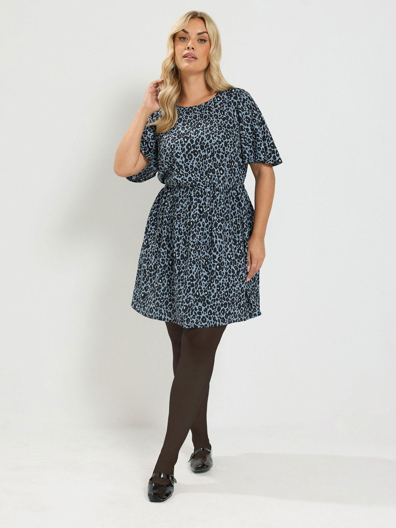 Image 3 of 4 of Yours Curve Leopard Mini Dress - Blue