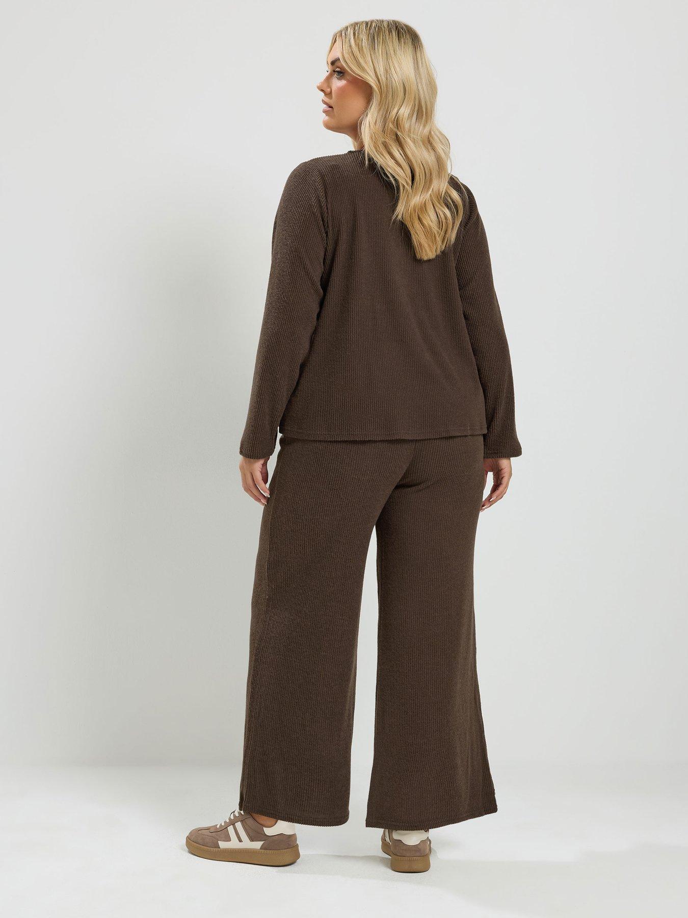 Image 2 of 4 of Yours Curve Soft Touch Embroidered Cardigan Set - Brown