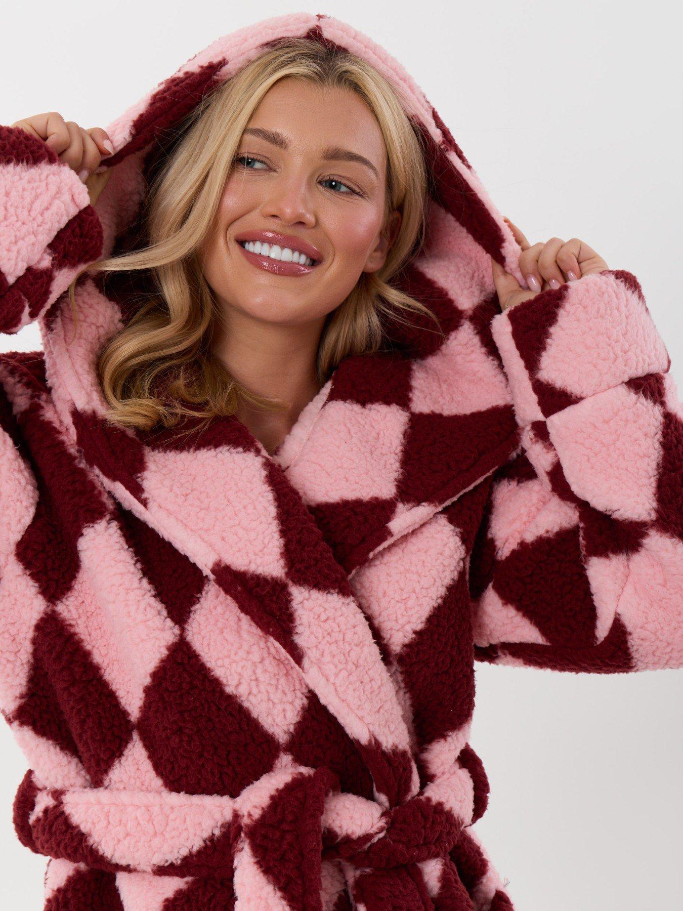 Image 3 of 6 of Threadbare Harlequin Hooded Dressing Gown In Pink & Red
