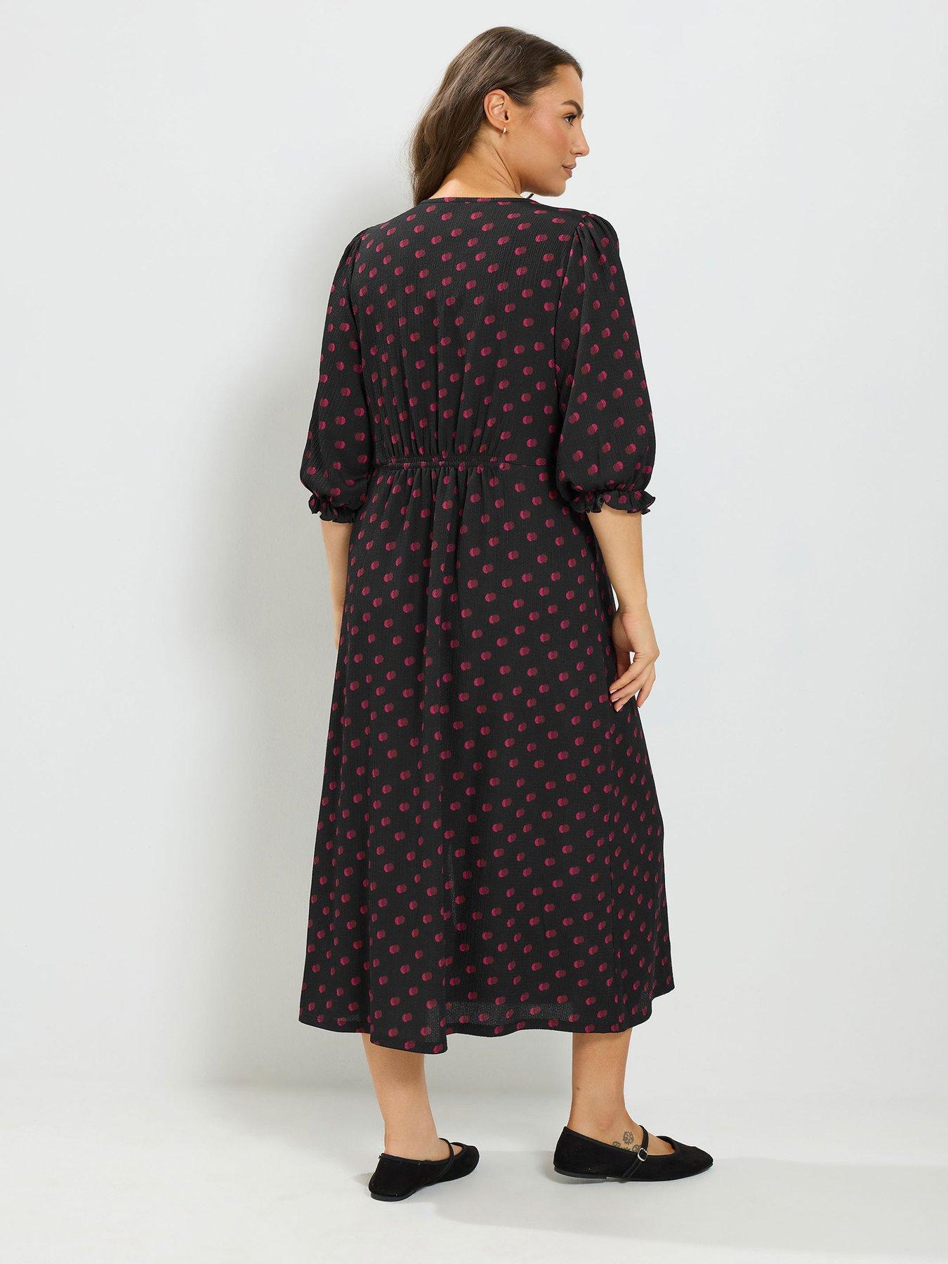 Image 2 of 4 of Yours Curve Midi Tea Dress - Black