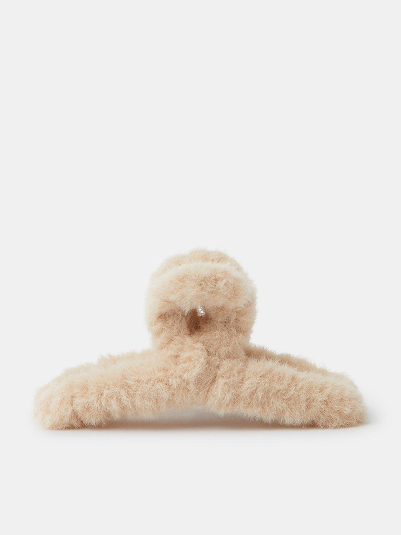 Image 1 of 2 of Accessorize Faux Fur Hair Claw Clip - Cream