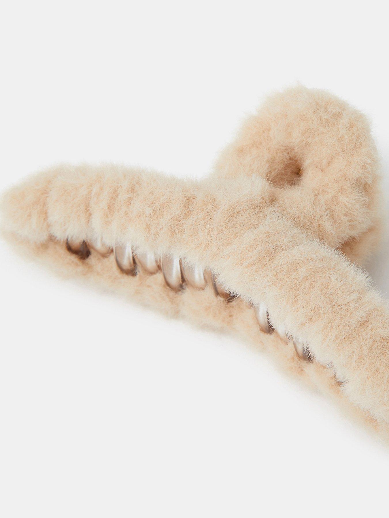 Image 2 of 2 of Accessorize Faux Fur Hair Claw Clip - Cream