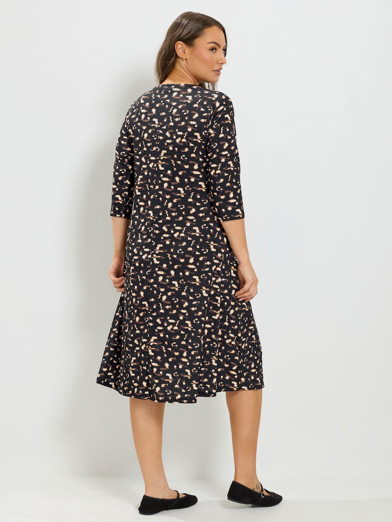 Image 2 of 4 of Yours Curve Ity Twist Front Midi Dress