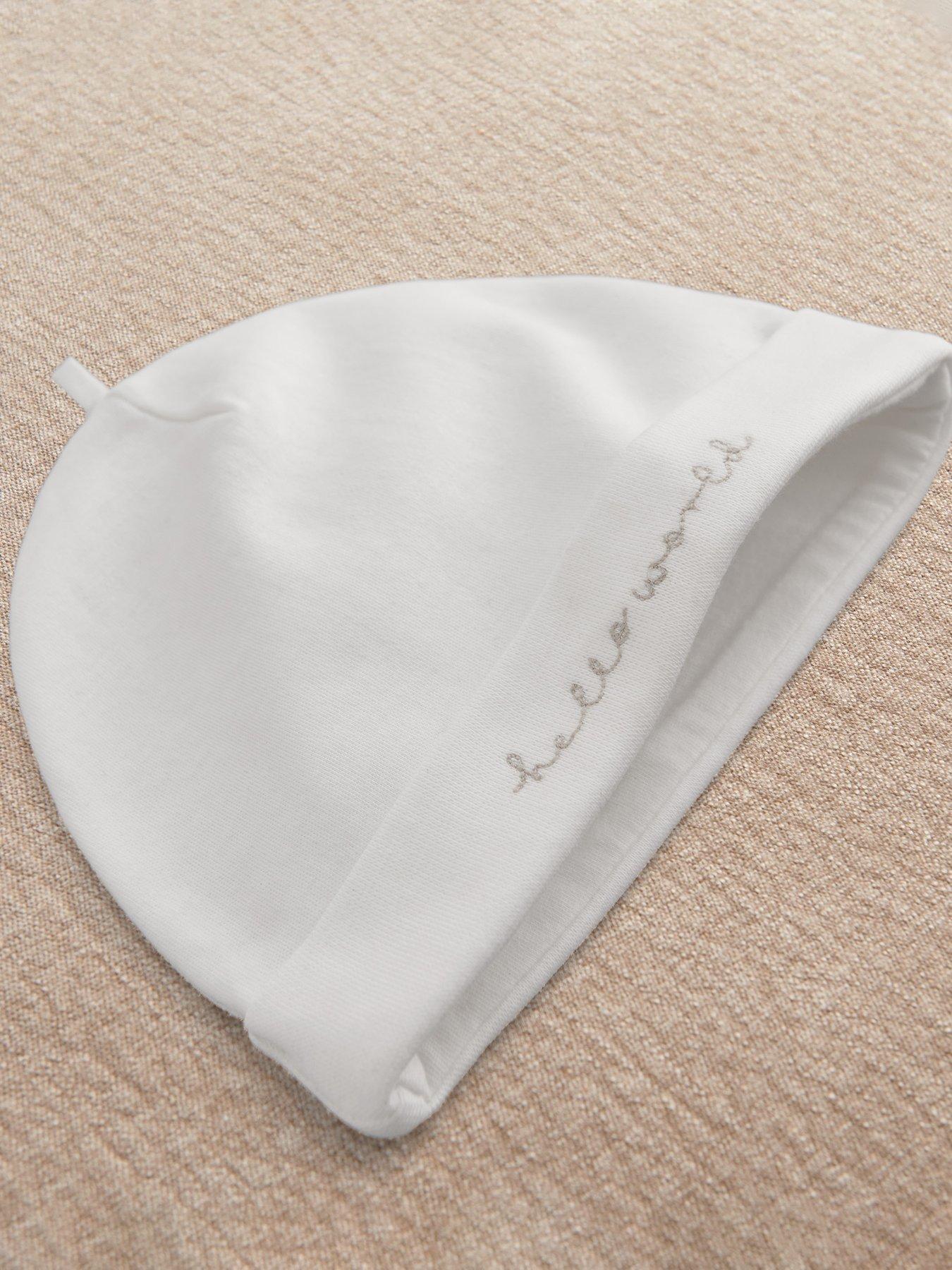 Image 2 of 3 of Mamas & Papas Baby Unisex Hello World Hat Booties - White