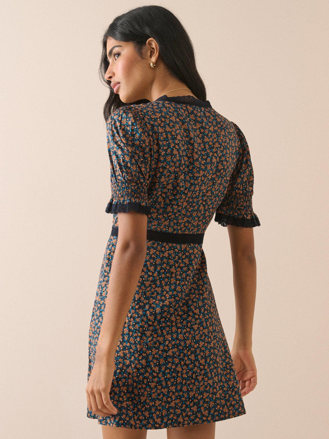 Image 2 of 5 of Nobodys Child Sophia Floral Print Mini Dress - Black