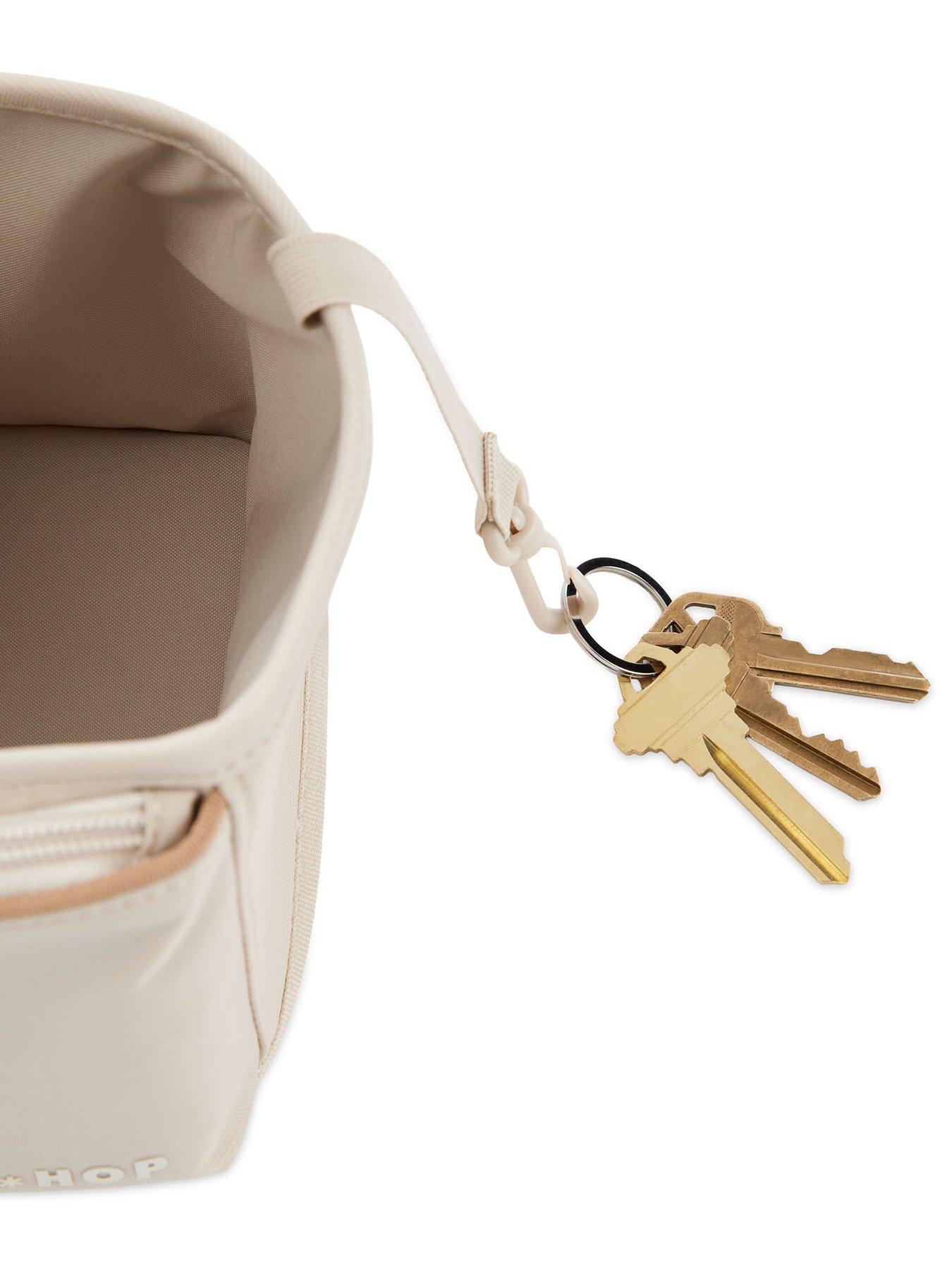 Image 4 of 5 of Skip Hop Ultimate Stroller and Pram Organizer&nbsp;- Oat
