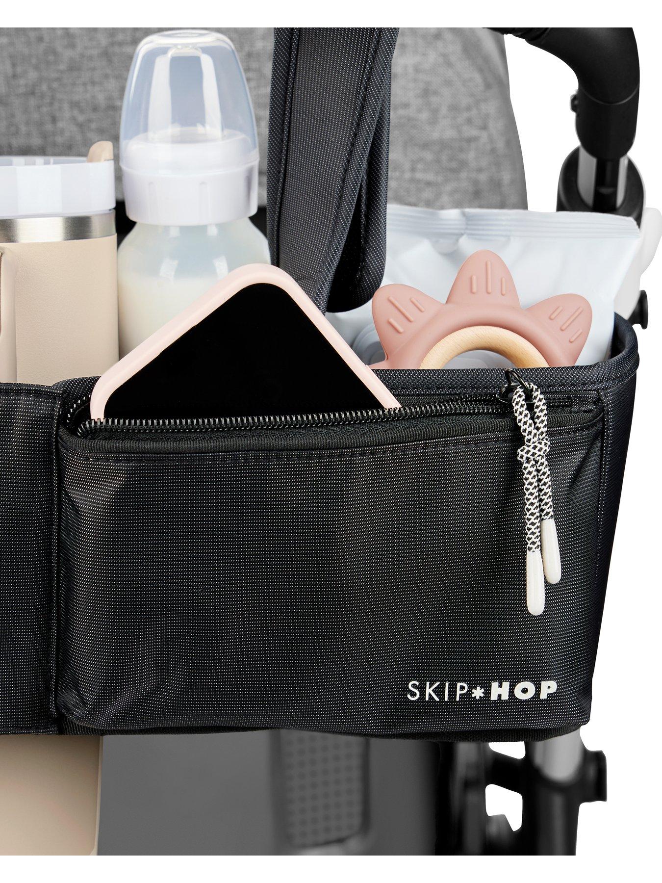 Image 4 of 6 of Skip Hop Ultimate Stroller and Pram Organizer&nbsp;- Black