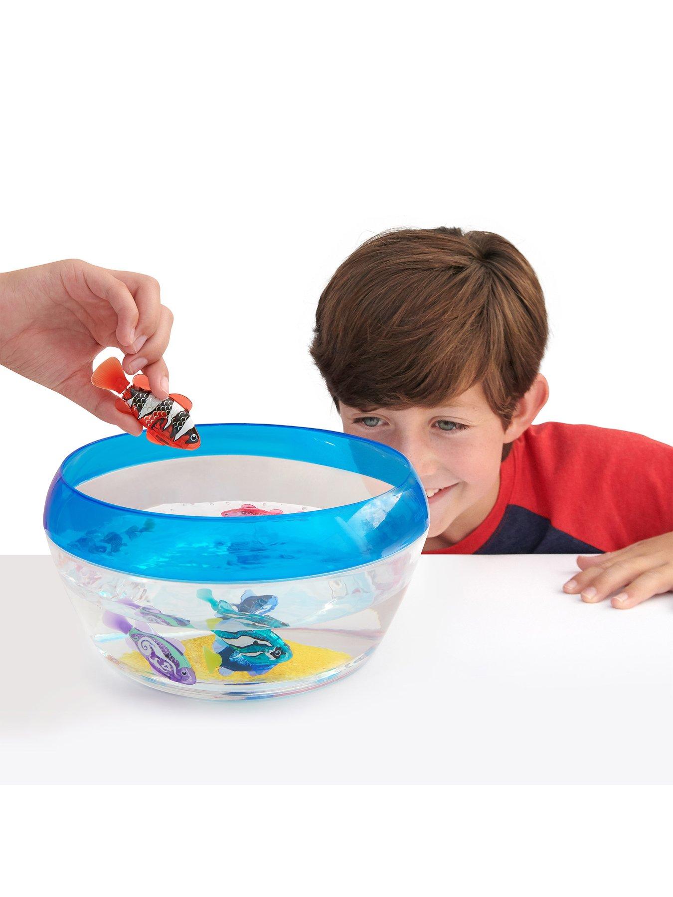 Image 5 of 7 of Robo Alive WATER ACTIVATED SWIMMING FISH SET S1