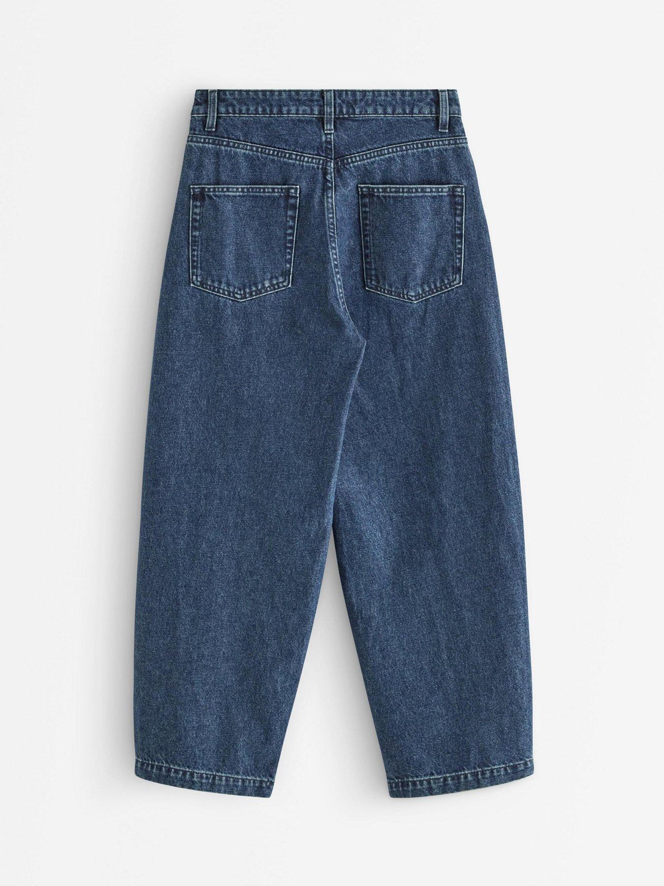 Image 3 of 4 of Lindex Barrel Dark Denim Jeans with Ankle Length - Blue